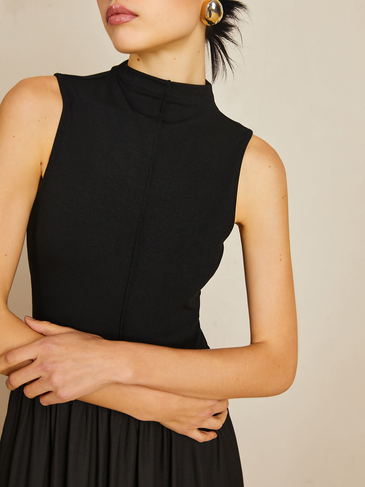 Solid Mock Neck Sleeveless Long Dress-Massicos