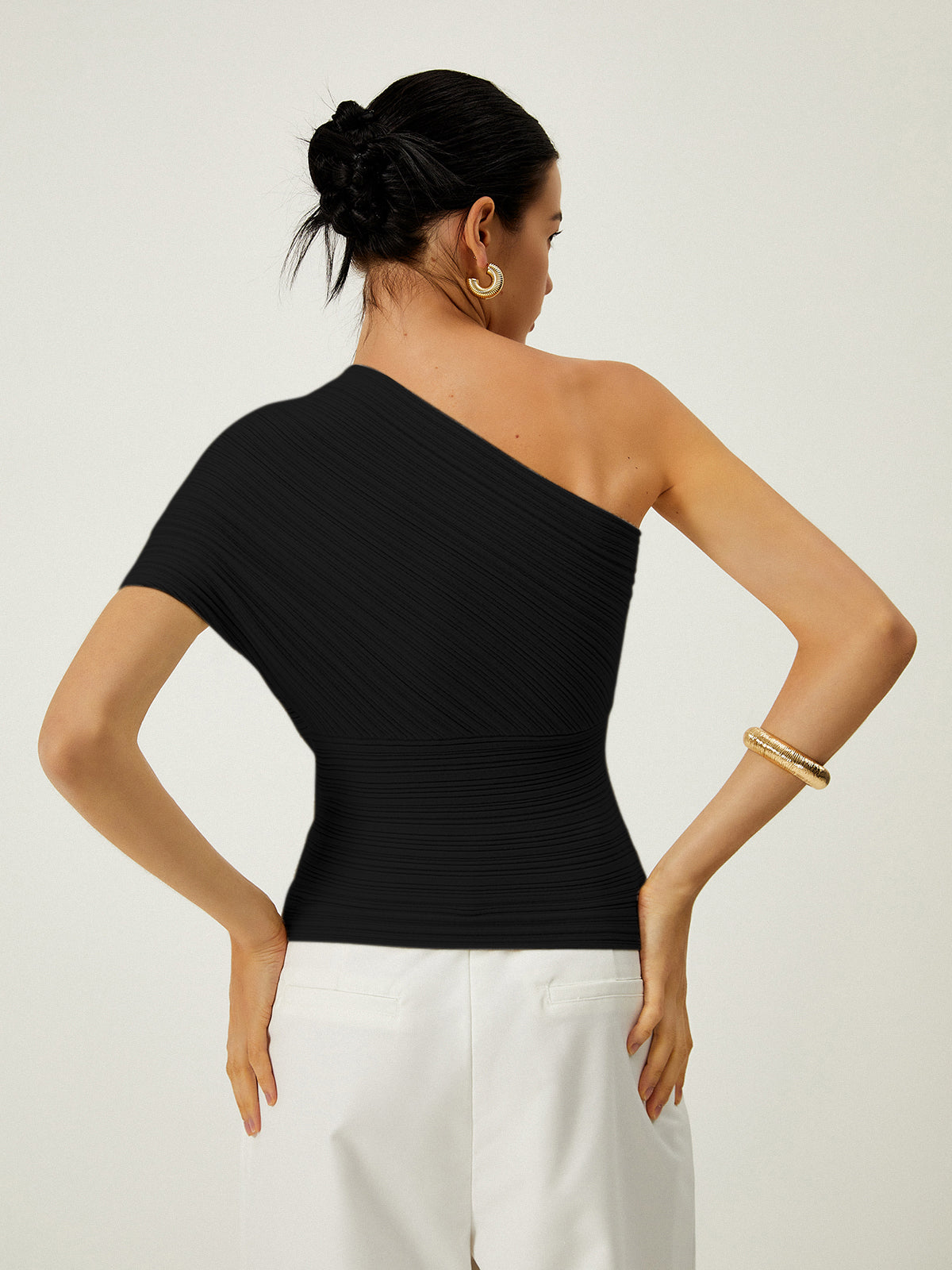 Asymmetrical One Shoulder Knotted Knit Top-Massicos