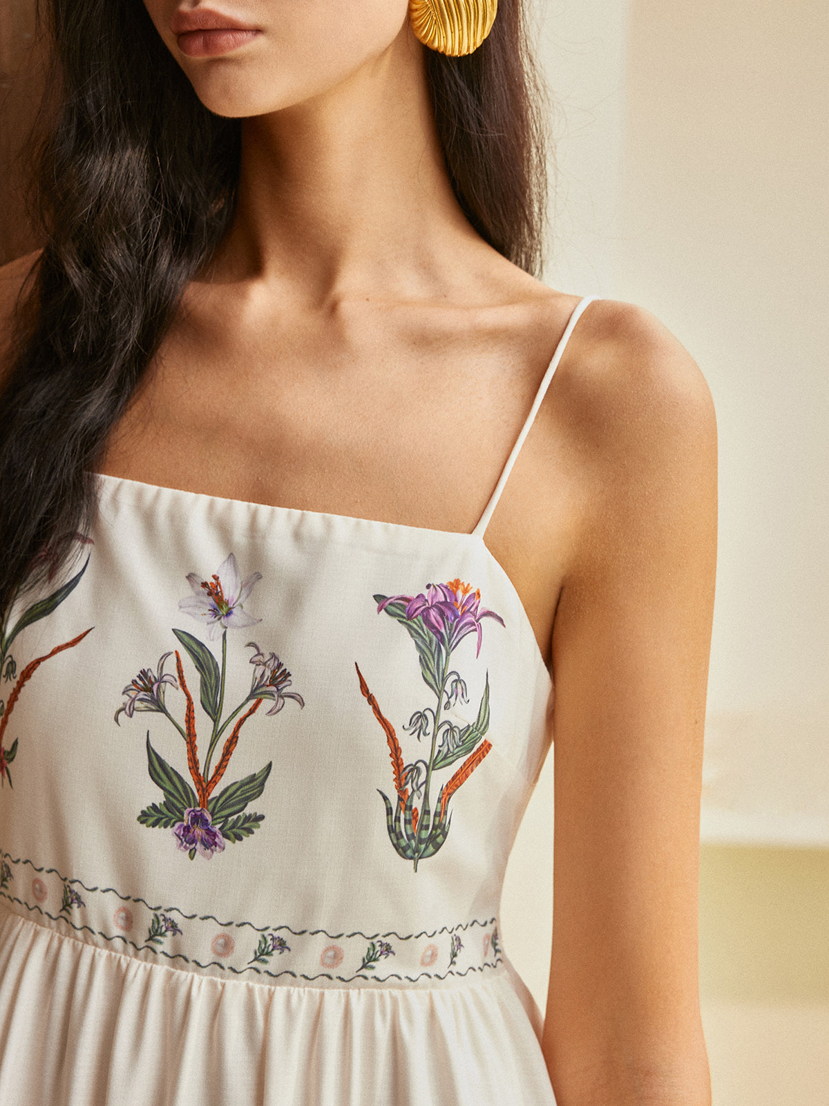 Backless Pleated Floral Dress-Massicos