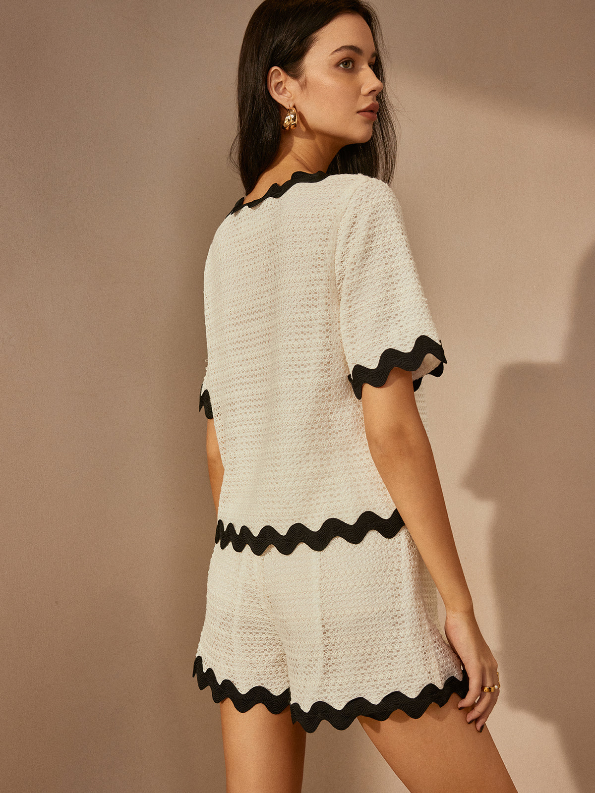 Contrast Trim V-Neck Shorts Set-Massicos