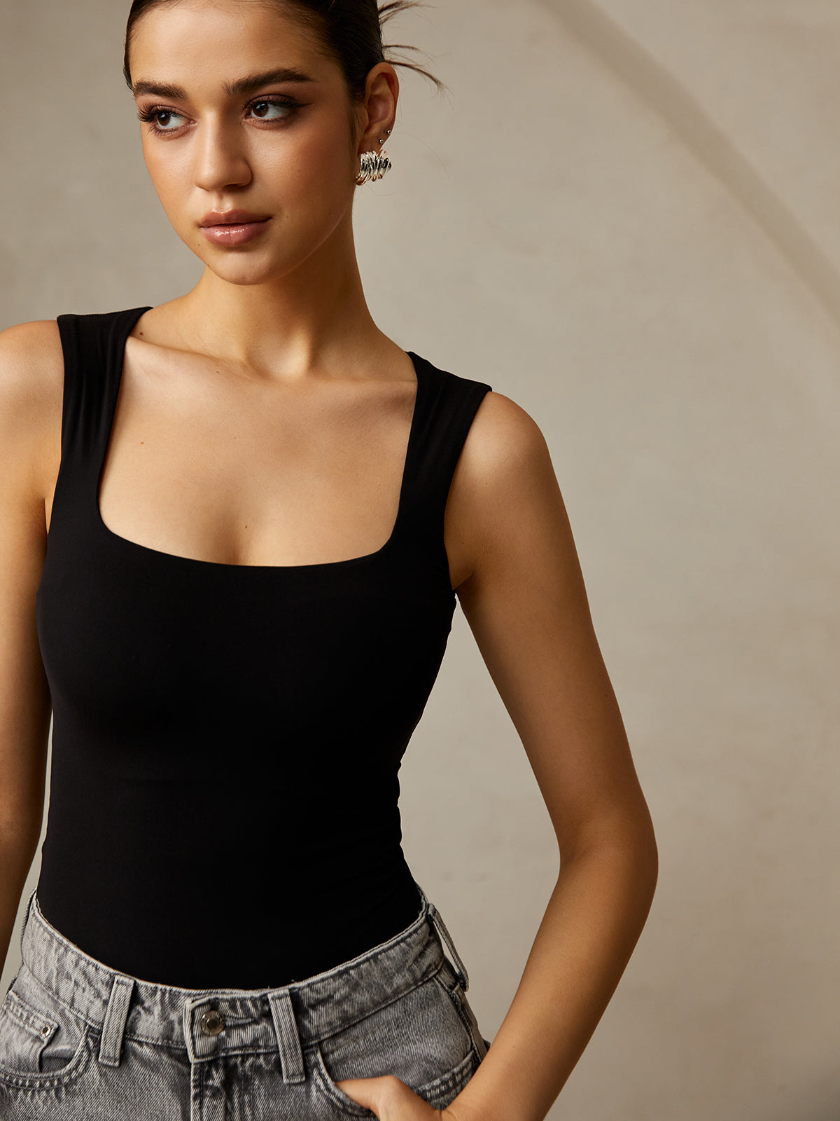 Casual Plain Strappy Top-Massicos