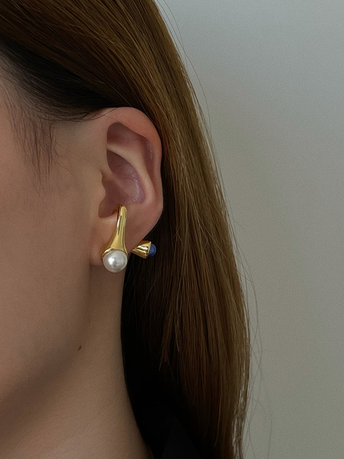 1pc Stacking Pearl Golden Earring-Massicos