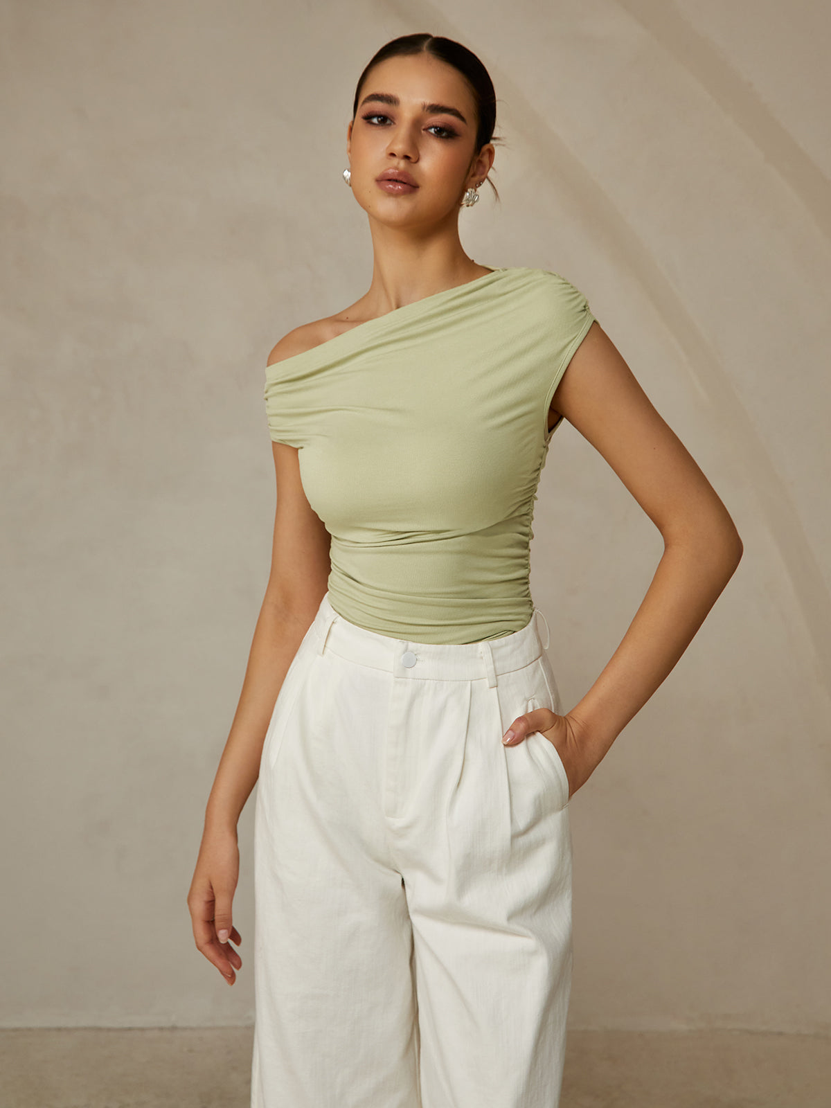 Asymmetrical Neck Sleeveless T-Shirt-Massicos
