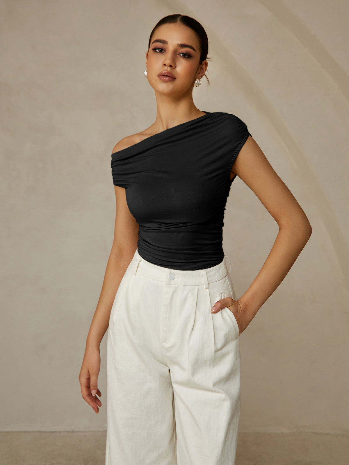 Asymmetrical Neck Sleeveless T-Shirt-Massicos