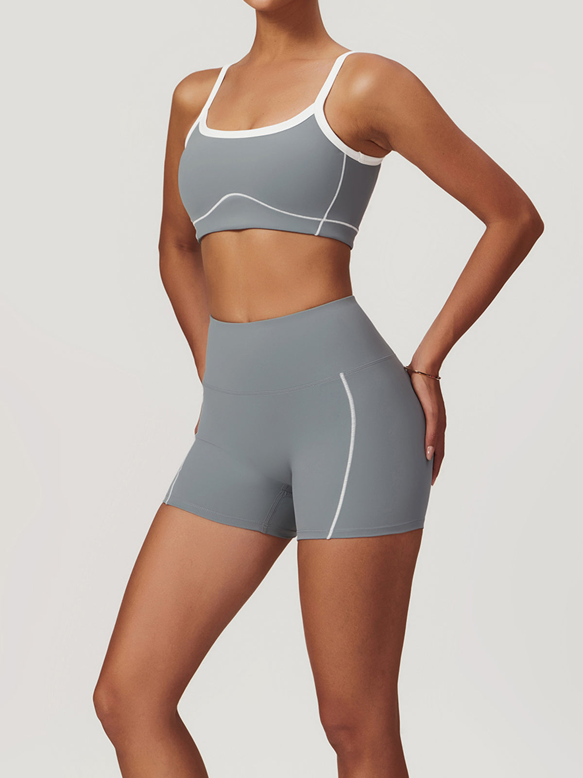 Seamless Contrast Binding Sports Bra-Massicos