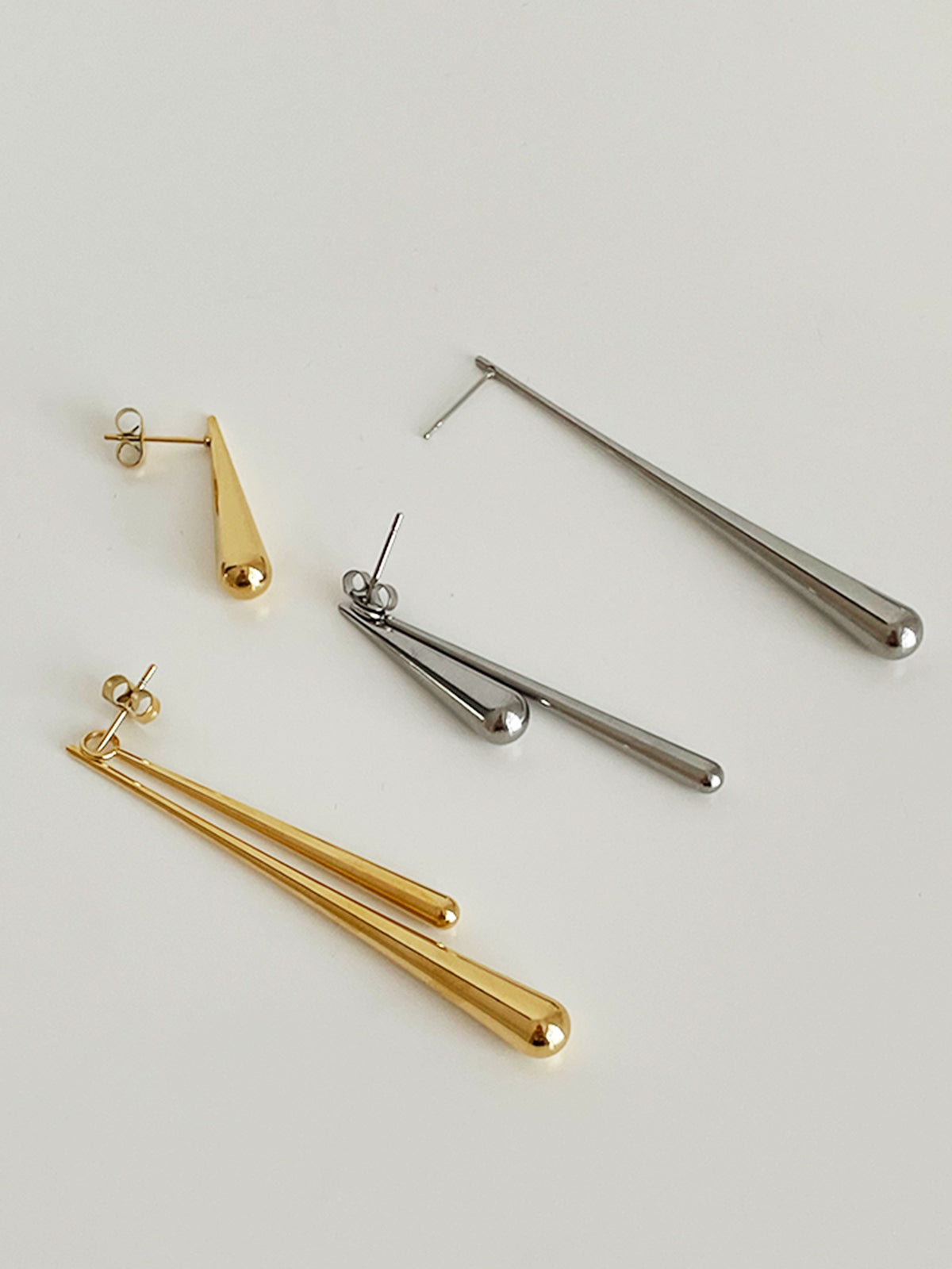 Asymmetrical Golden Water Drop Earrings-Massicos