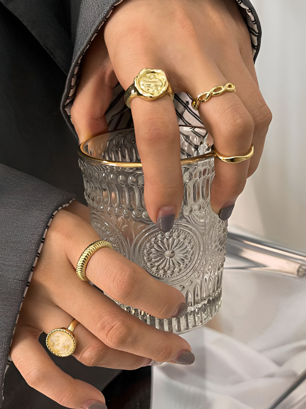 5pcs High-End Golden Hoop Ring-Massicos