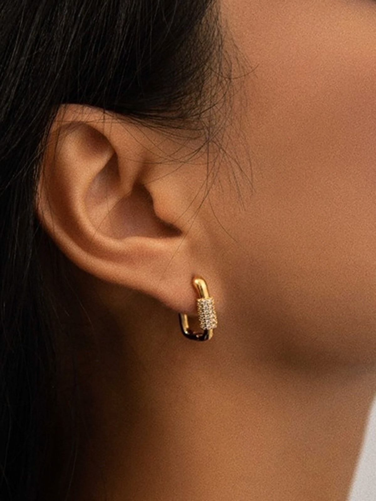 Square Chubby Diamond Earrings-Massicos