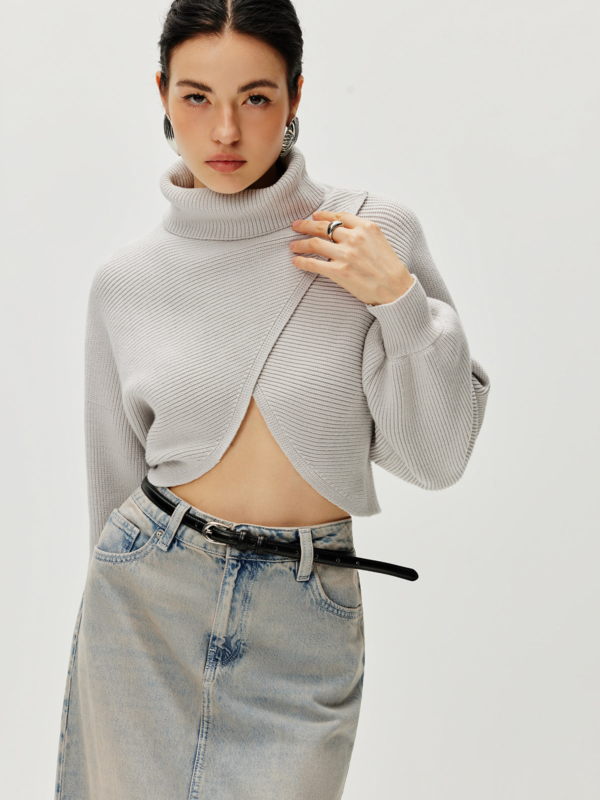 Turtleneck Batwing Sleeve Sweater-Massicos
