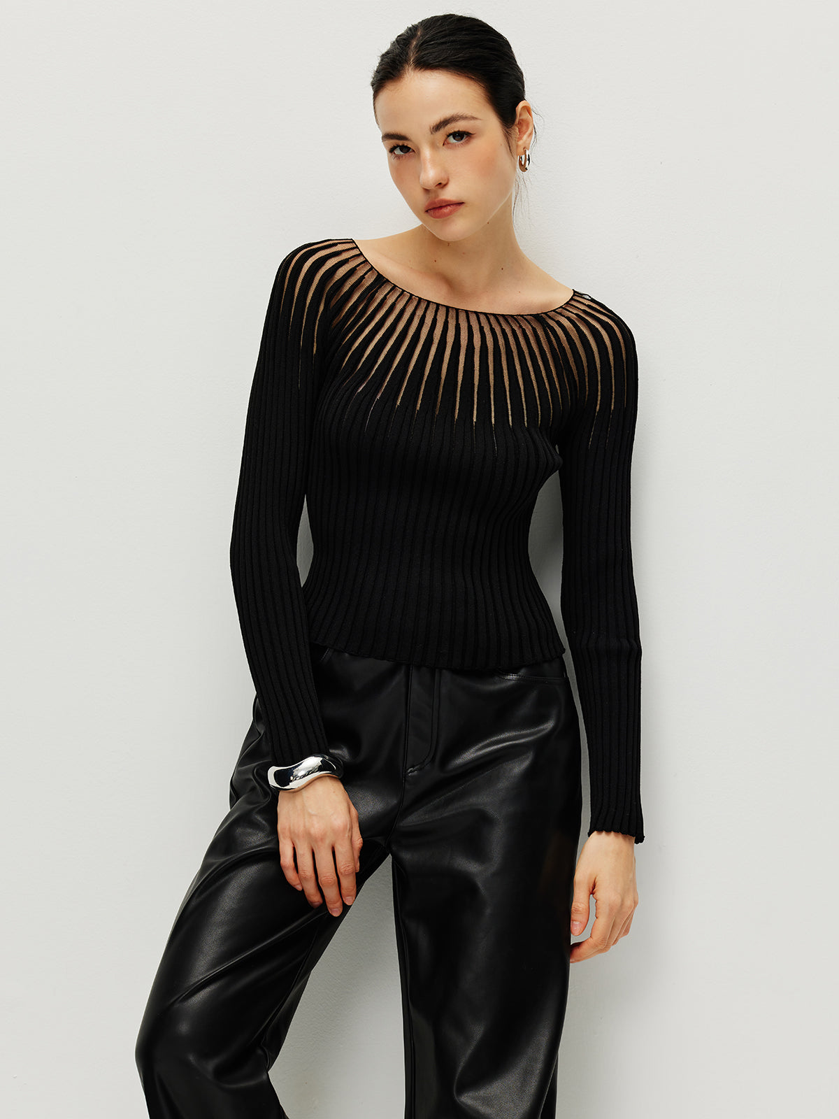 Ribbed Hollow Sweater-Massicos