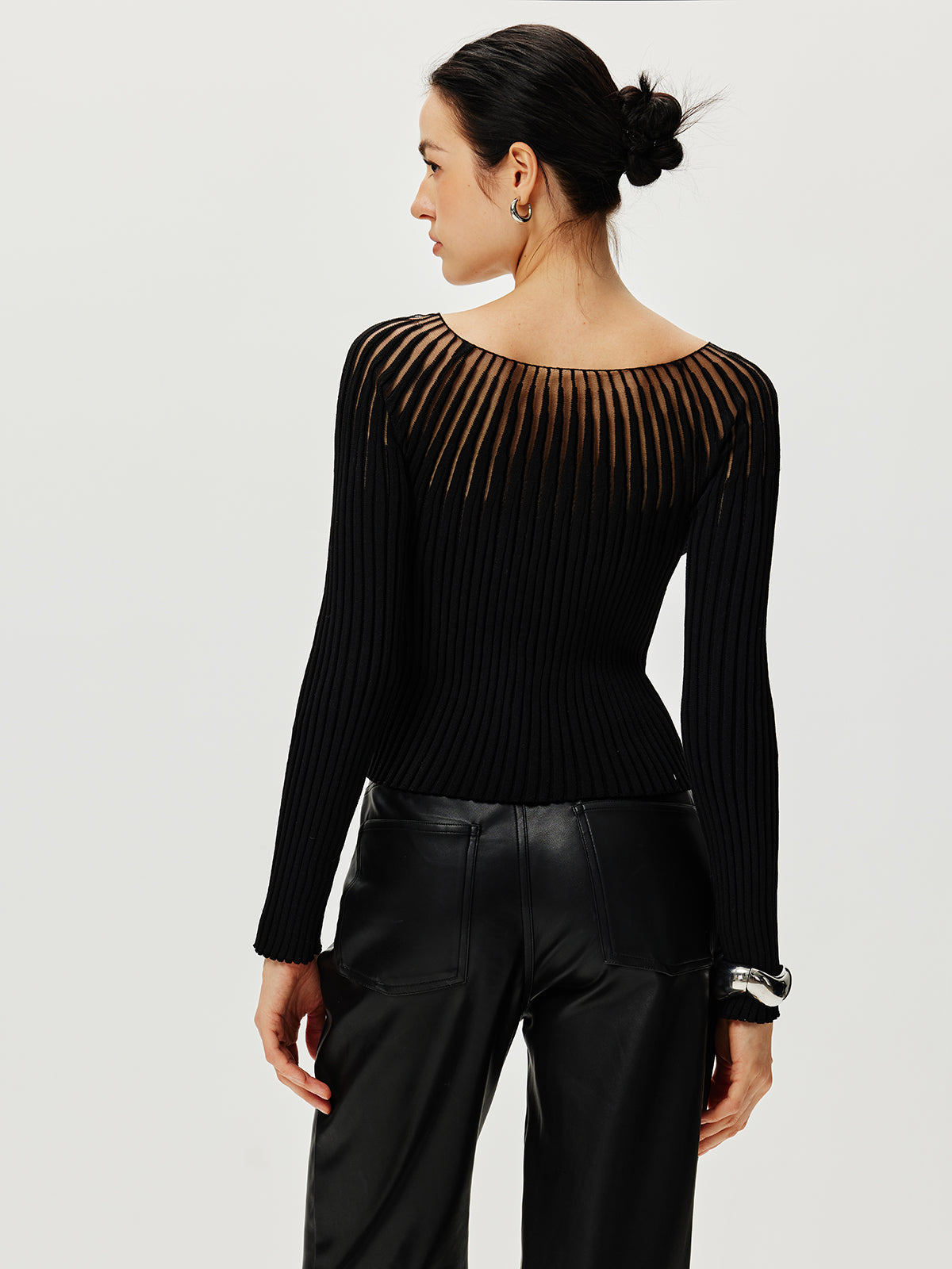 Ribbed Hollow Sweater-Massicos