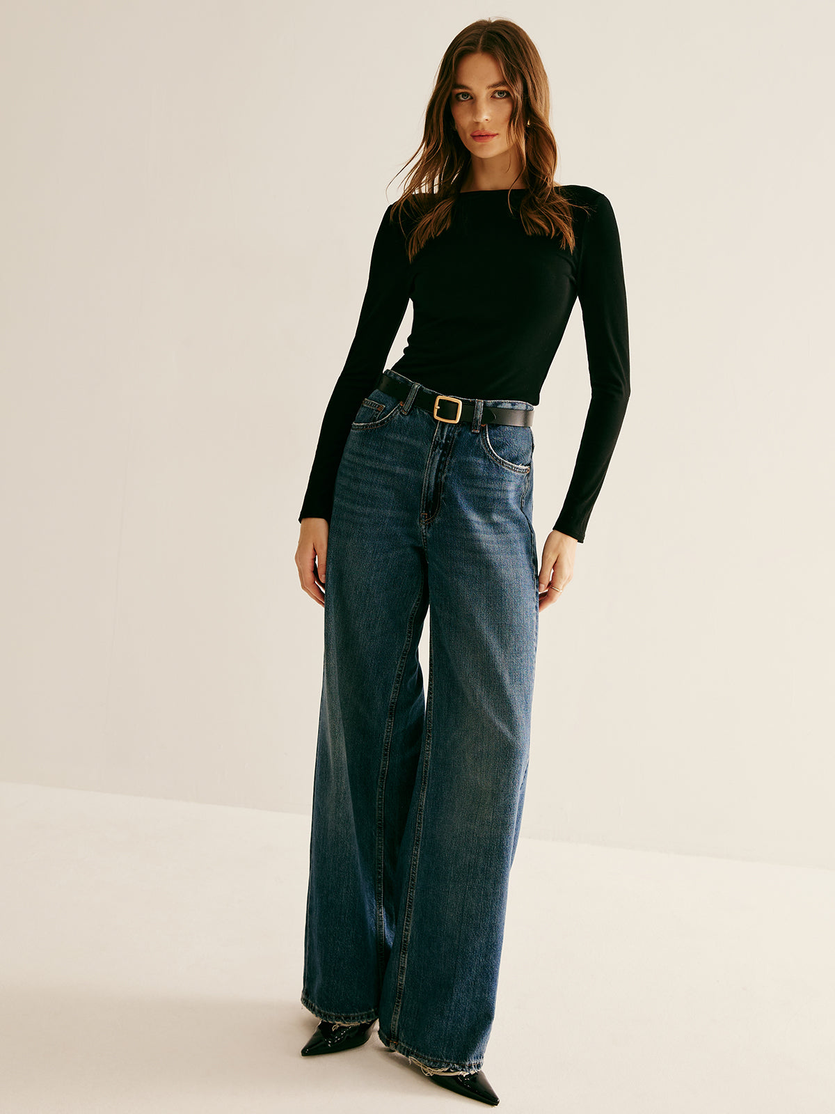 Backless Long Sleeve Tie T-Shirt-Massicos