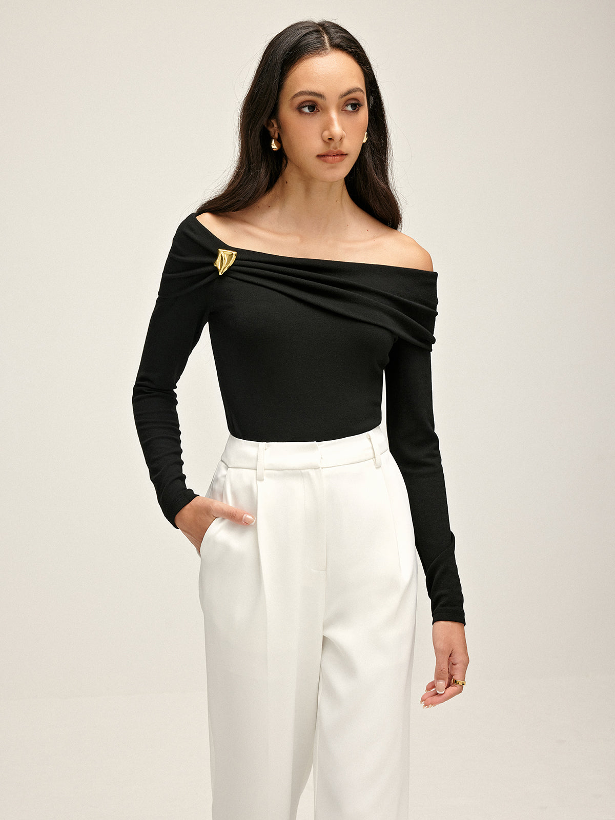 Pleated Off Shoulder T-Shirt-Massicos