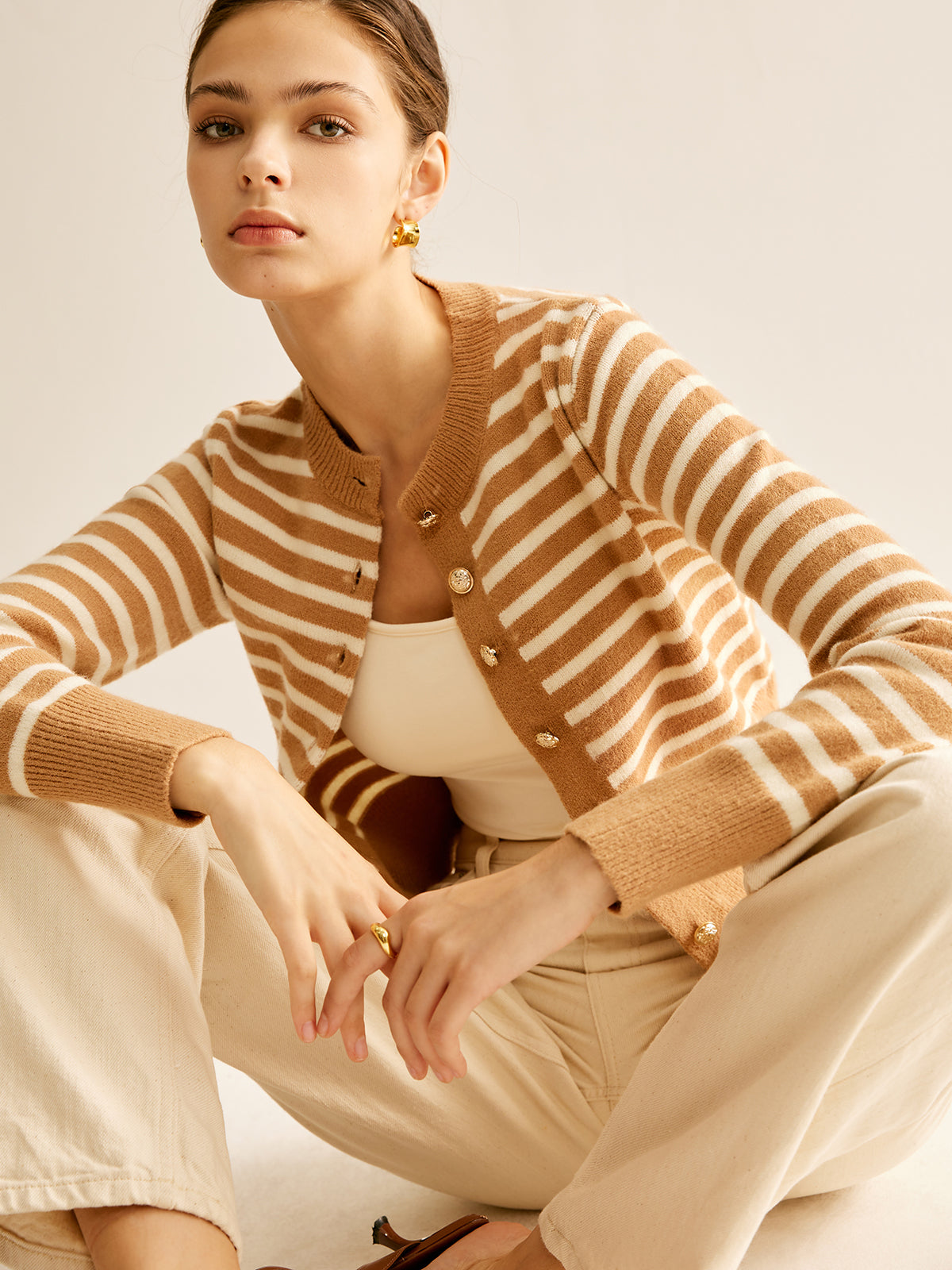Round Neck Striped Cardigan-Massicos