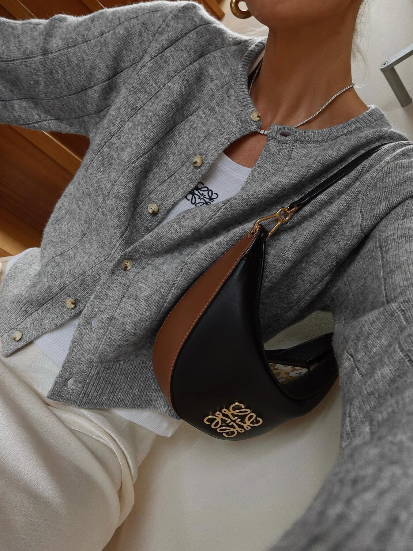 Crew Neck Button Soft Cardigan-Massicos