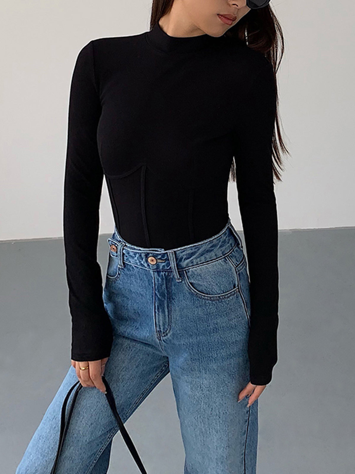 Mock Neck Piping Slim T-Shirt-Massicos