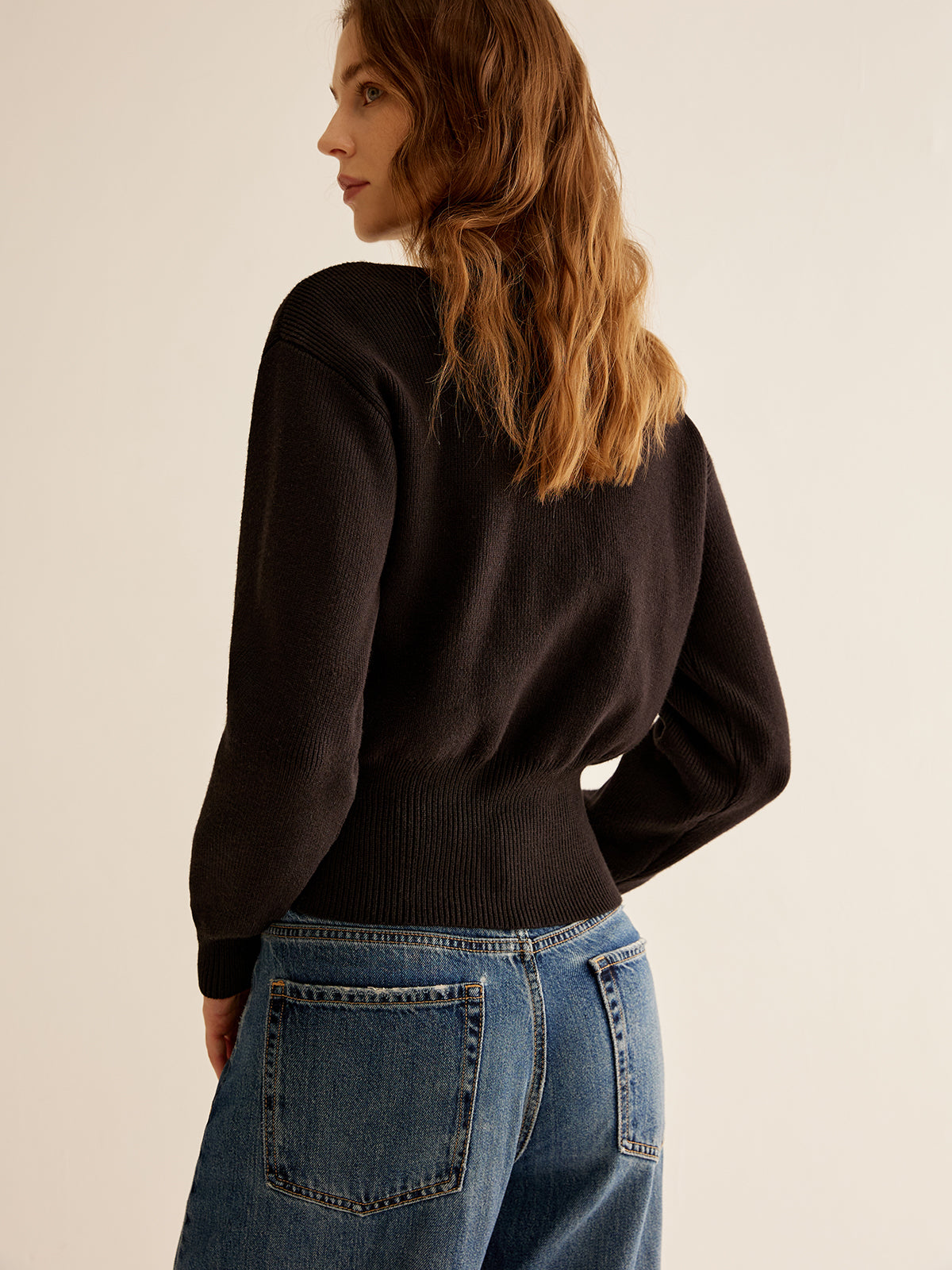 Ribbed V-Neck Cinched Cardigan-Massicos