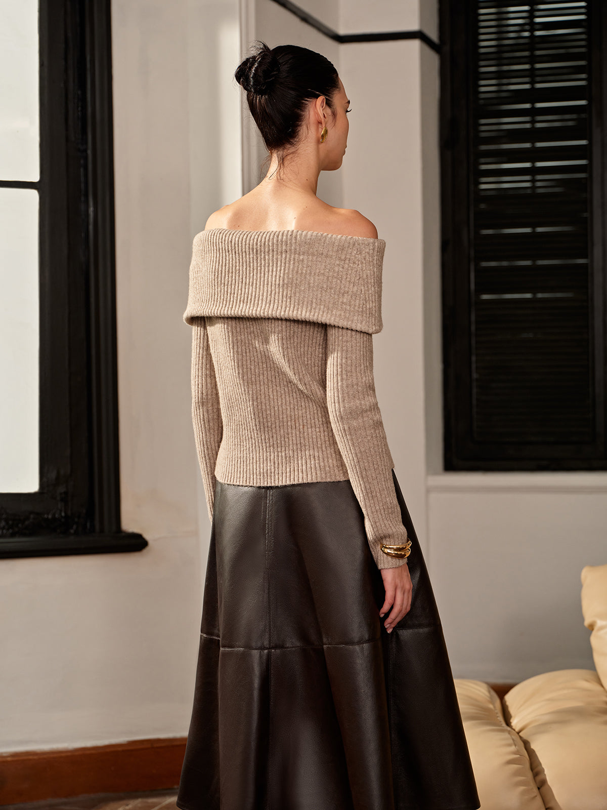 Wool-Blend Plain Off-Shoulder Sweater-Massicos