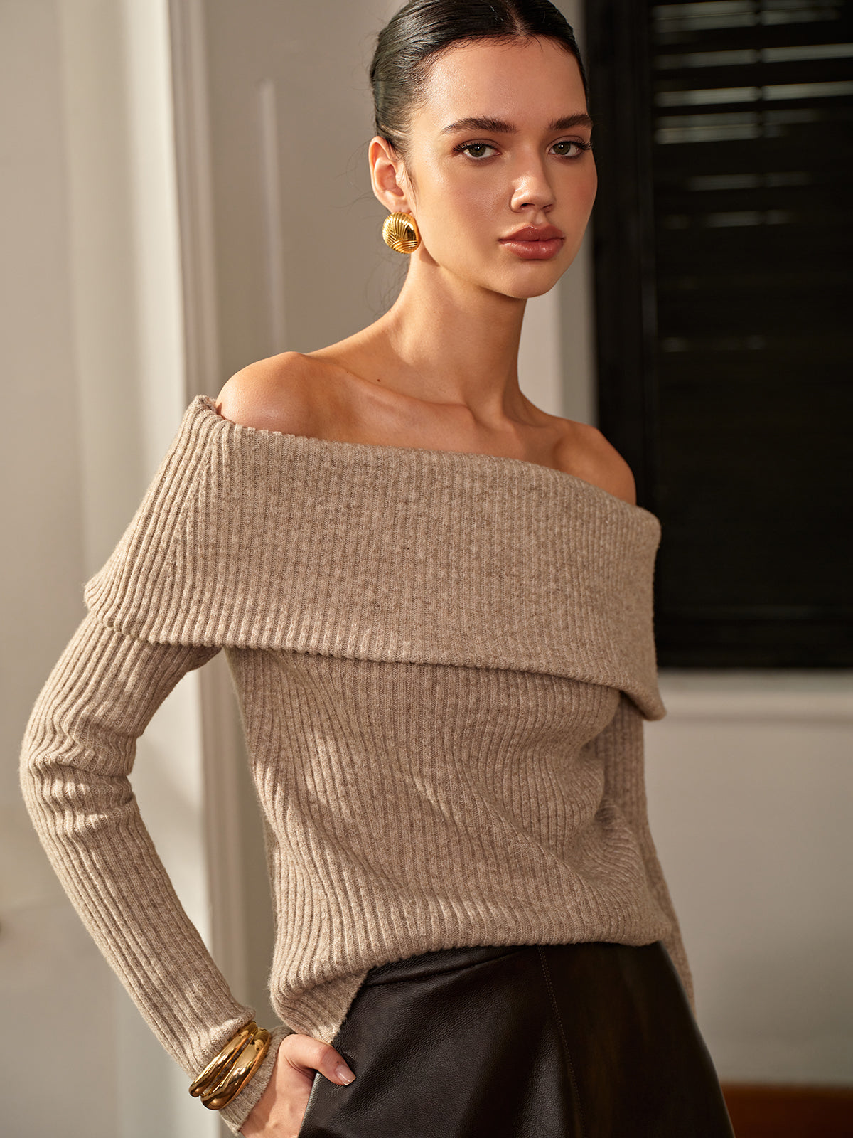 Wool-Blend Plain Off-Shoulder Sweater-Massicos
