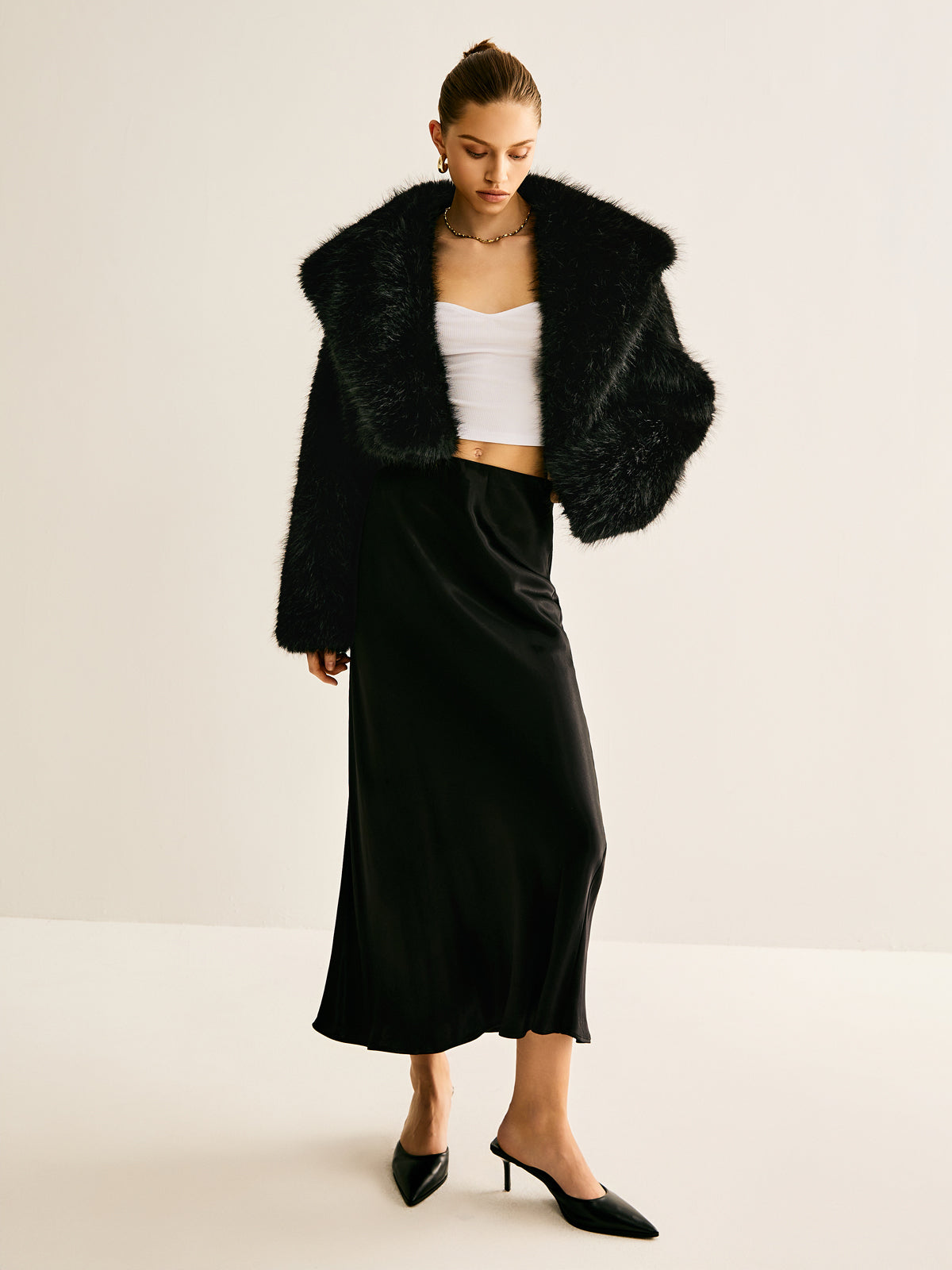 Crop Faux Fur Warm Coat-Massicos