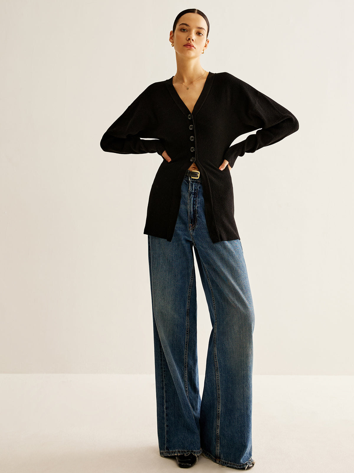 V-Neck Button Slit Cardigan-Massicos