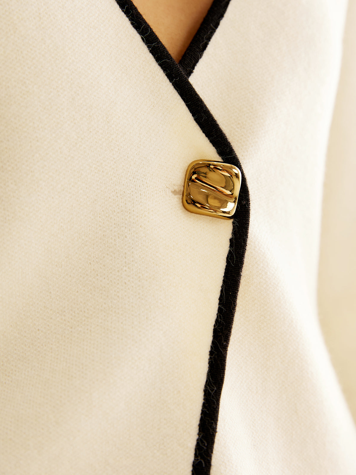 Wool-Blend Contrast Trim Slit Cardigan-Massicos