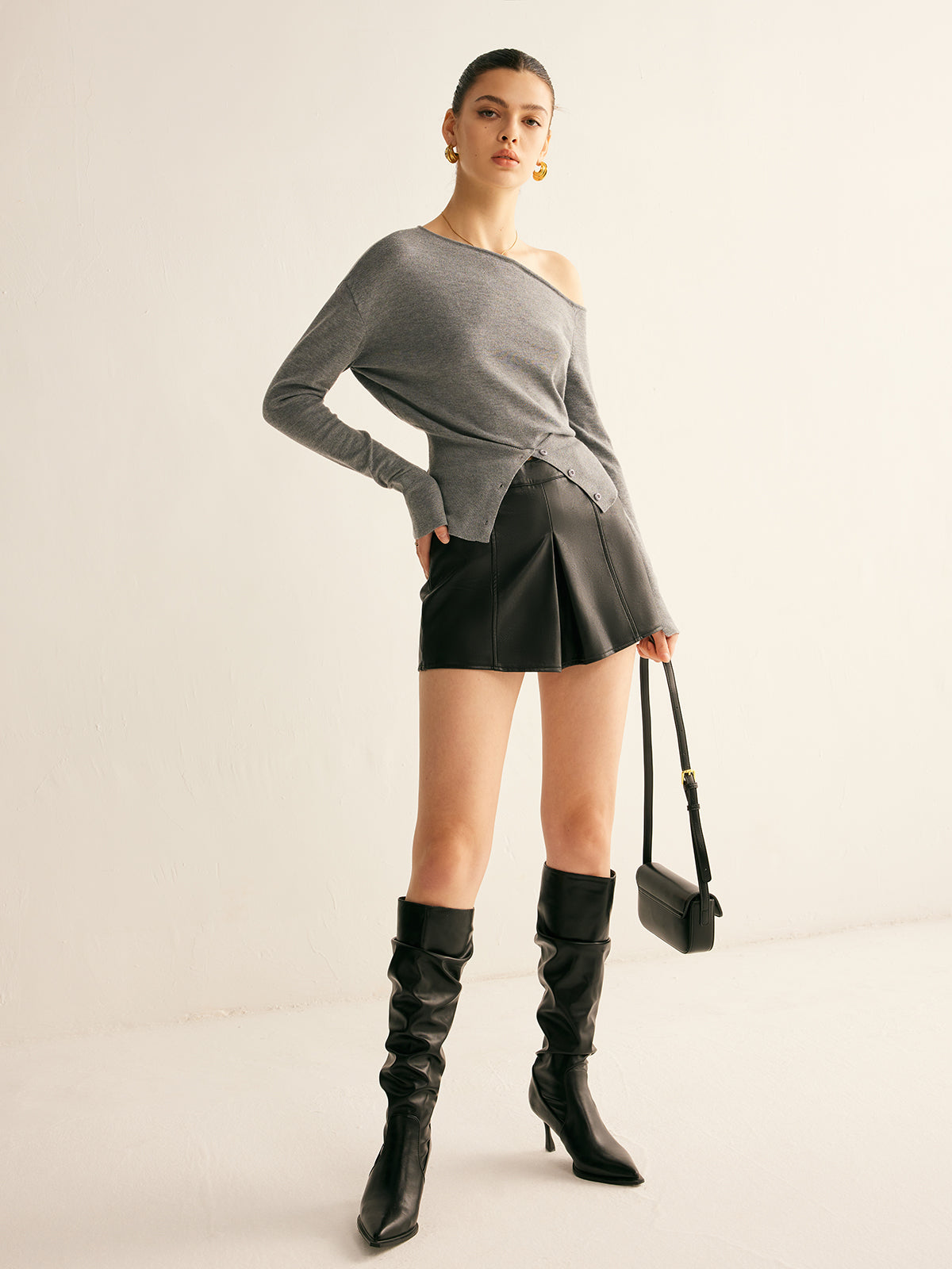 Wool-Blend Asymmetrical Slit Top-Massicos