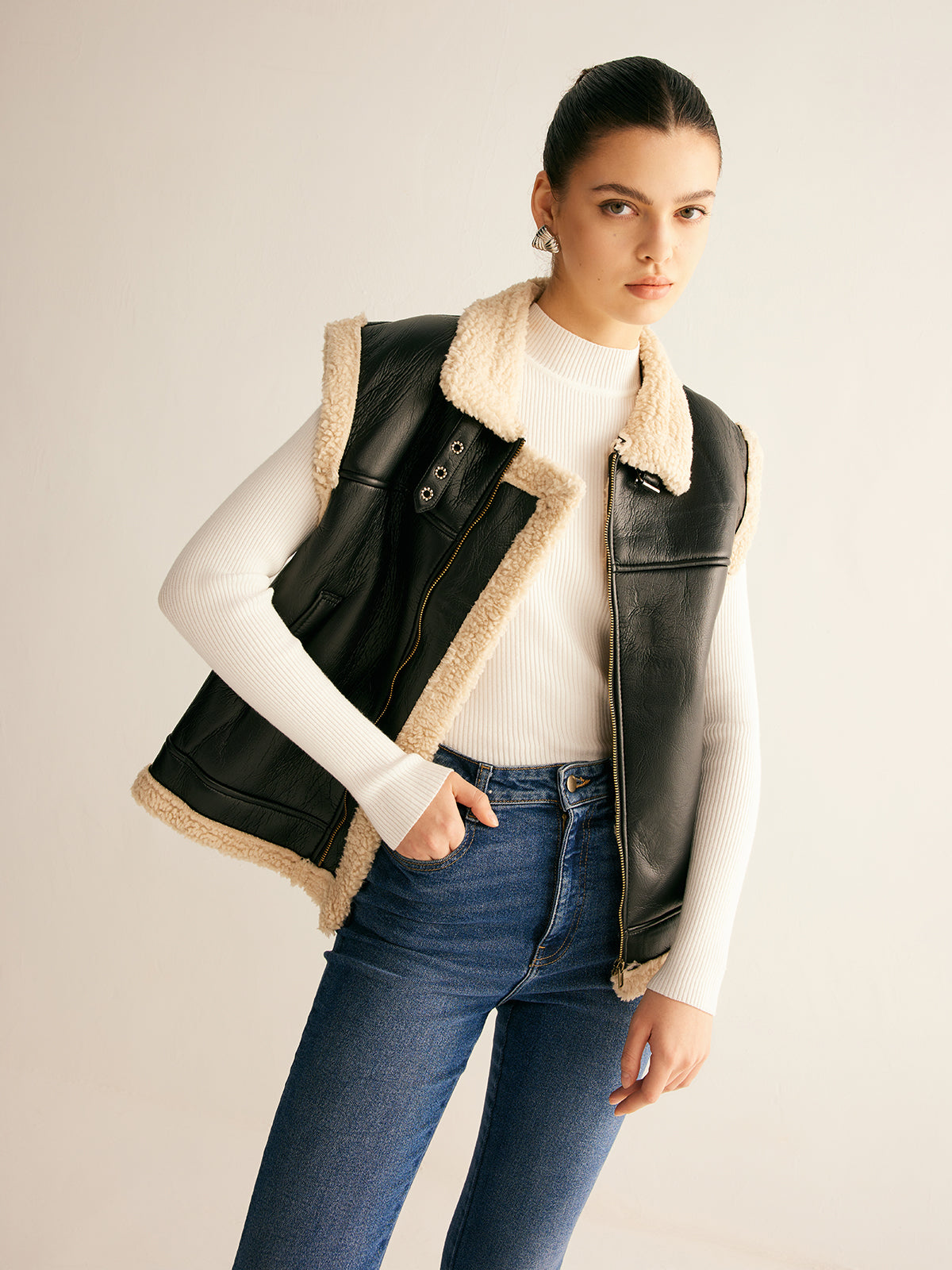 Teddy Lined PU Leather Vest-Massicos