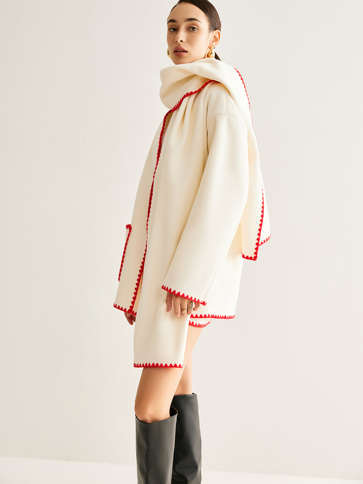 Embroidered Trim Tweed Coat With Matching Scarf-Massicos