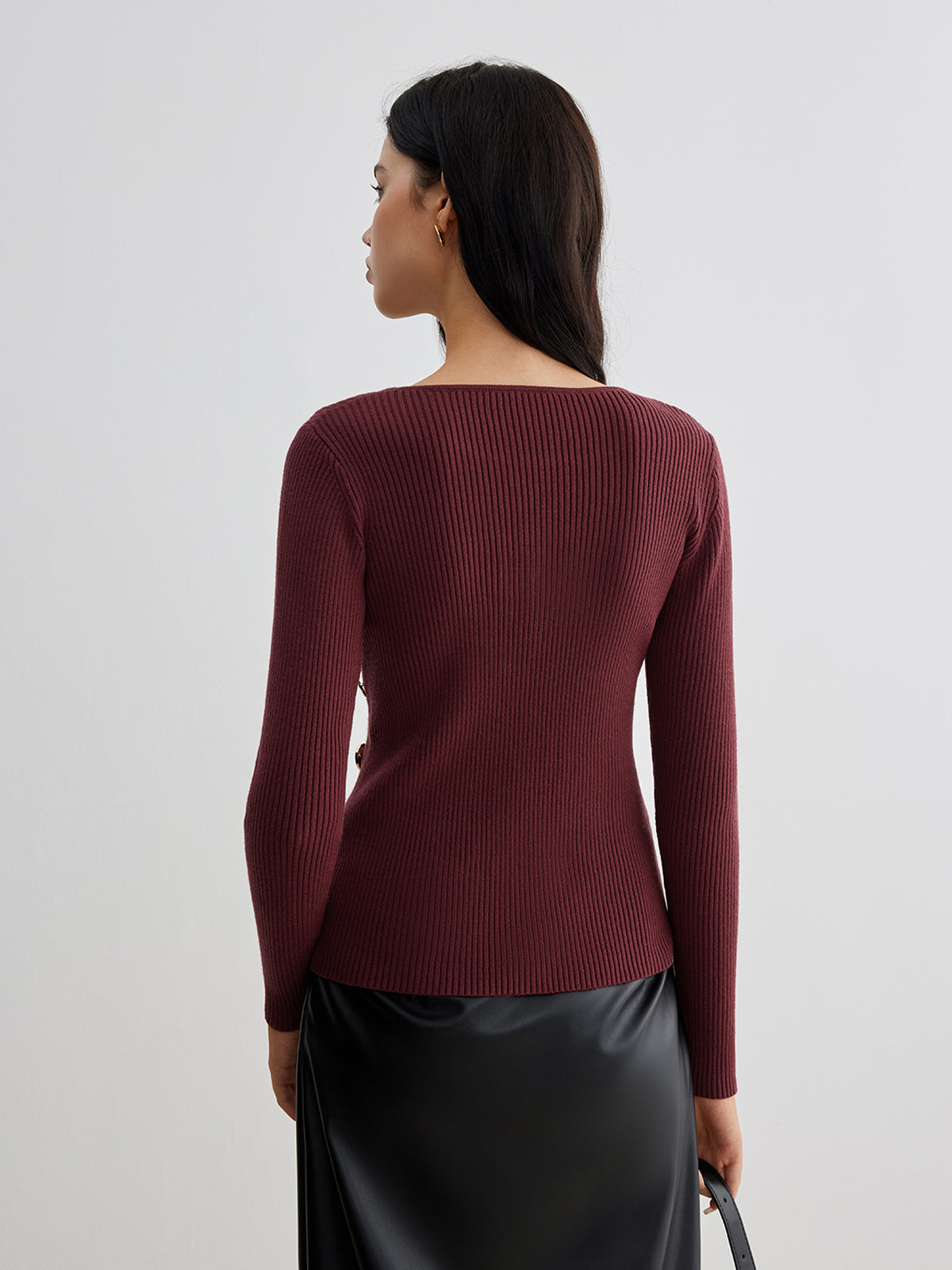 Asymmetrical Ribbed Slim Sweater-Massicos
