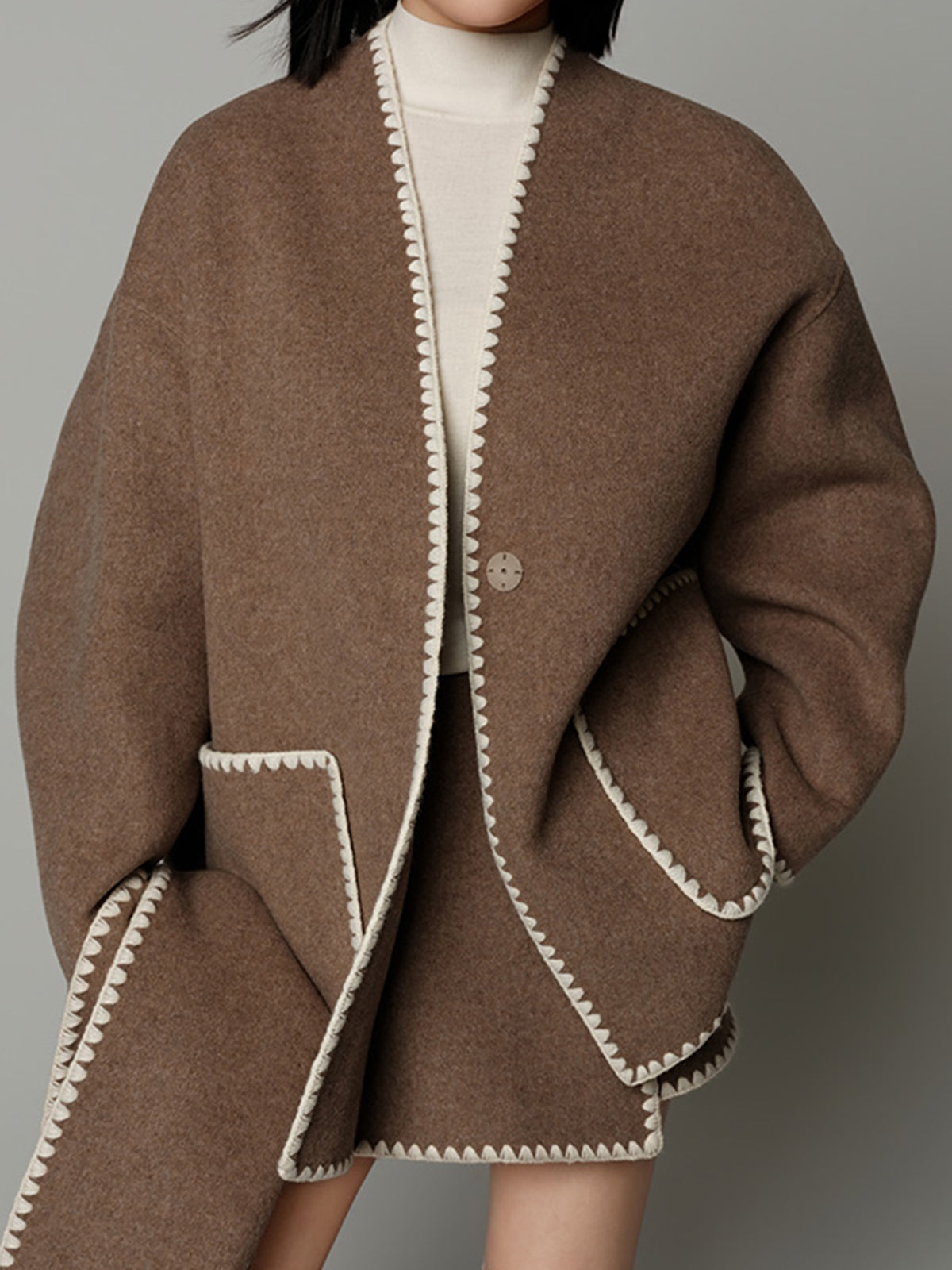 Embroidered Trim Tweed Coat With Matching Scarf-Massicos