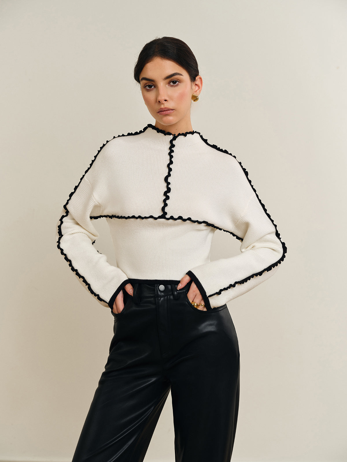 Ribbed Lettuce Trim Knit Top-Massicos
