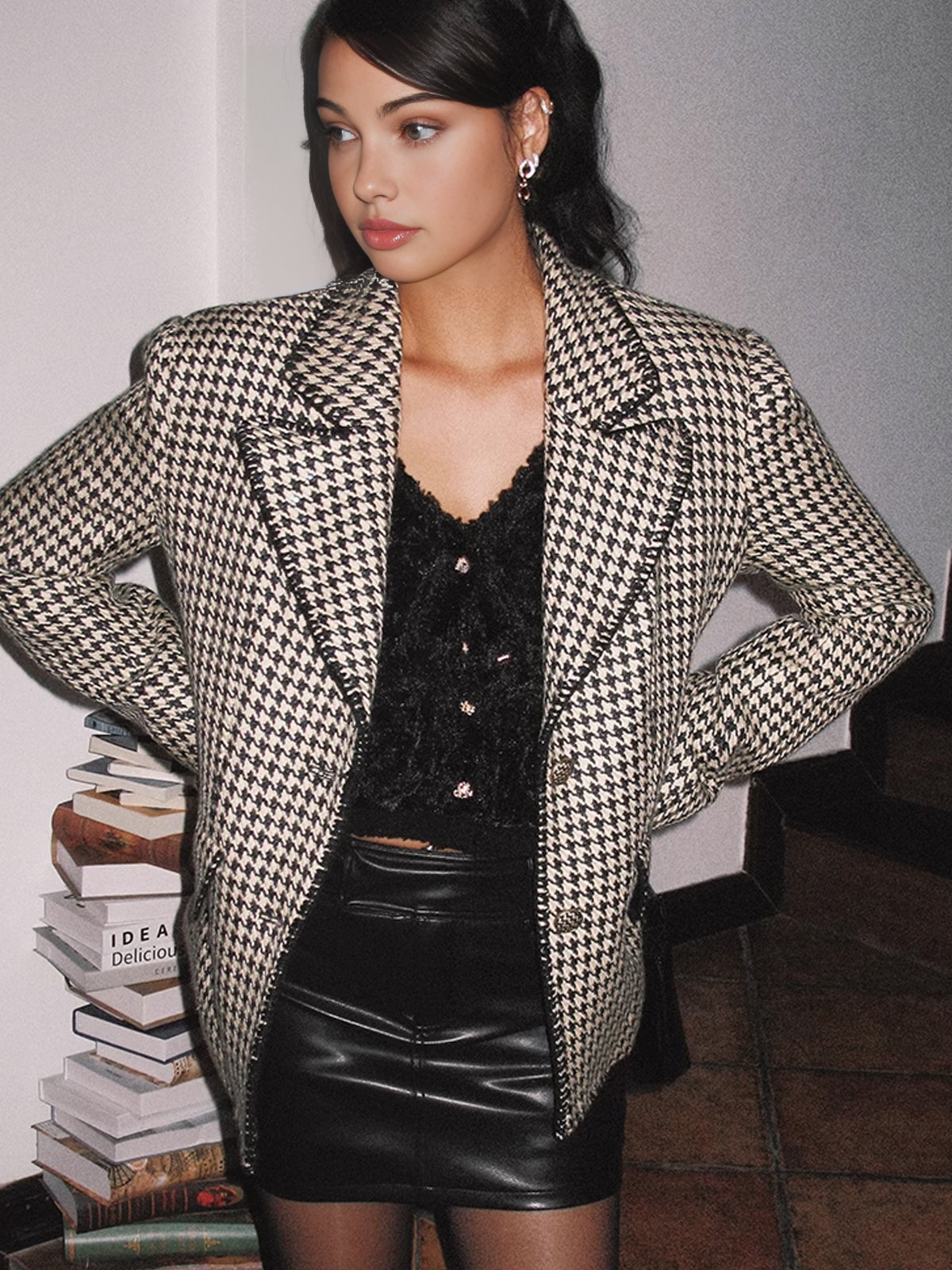 Retro Lapel Button Blazer-Massicos