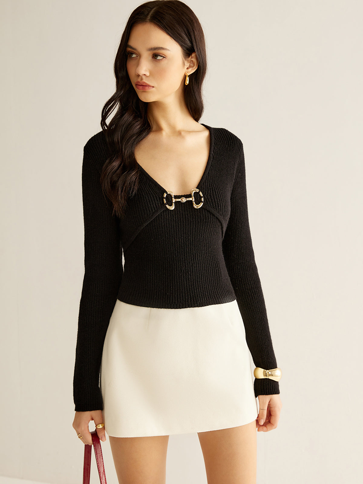 V-Neck Metal Detail Sweater-Massicos