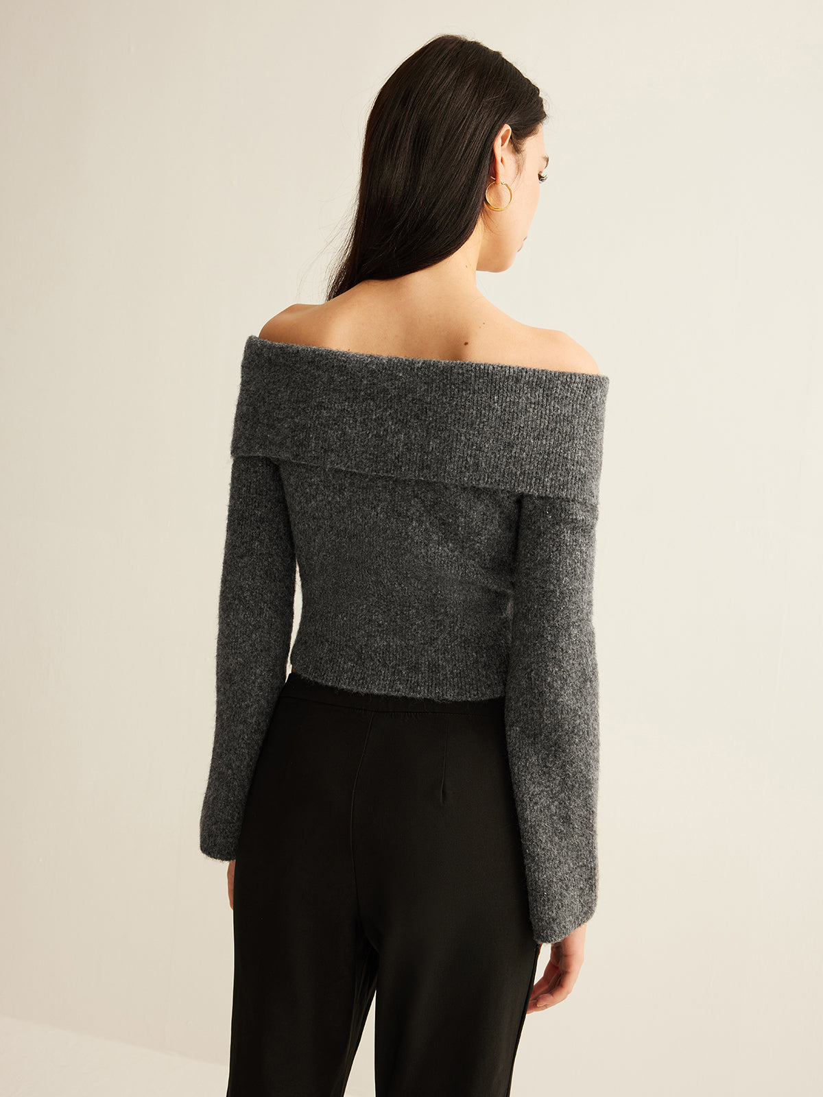 Off-Shoulder Crop Knit Top-Massicos
