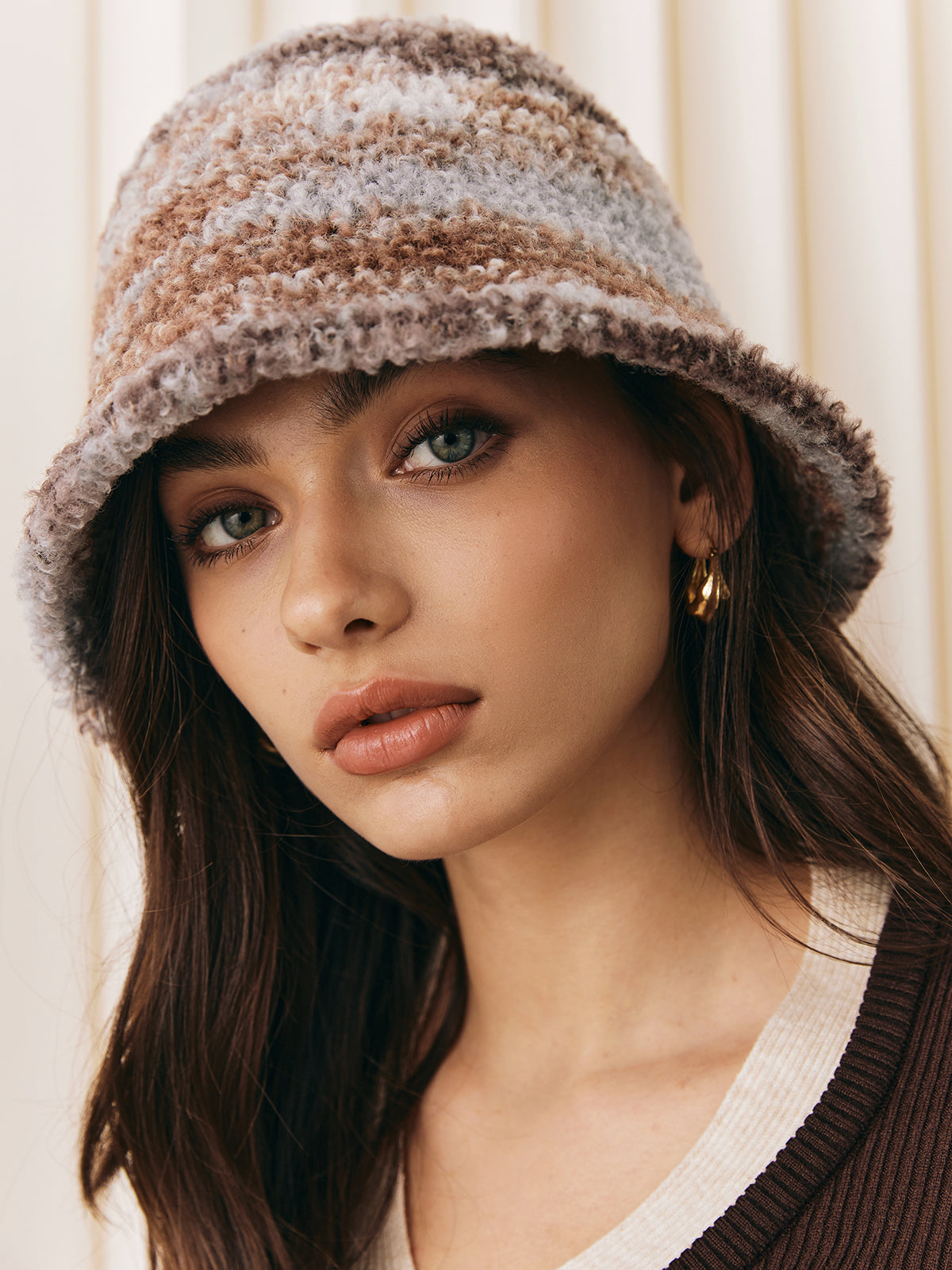 Ombre Plush Bucket Hat-Massicos
