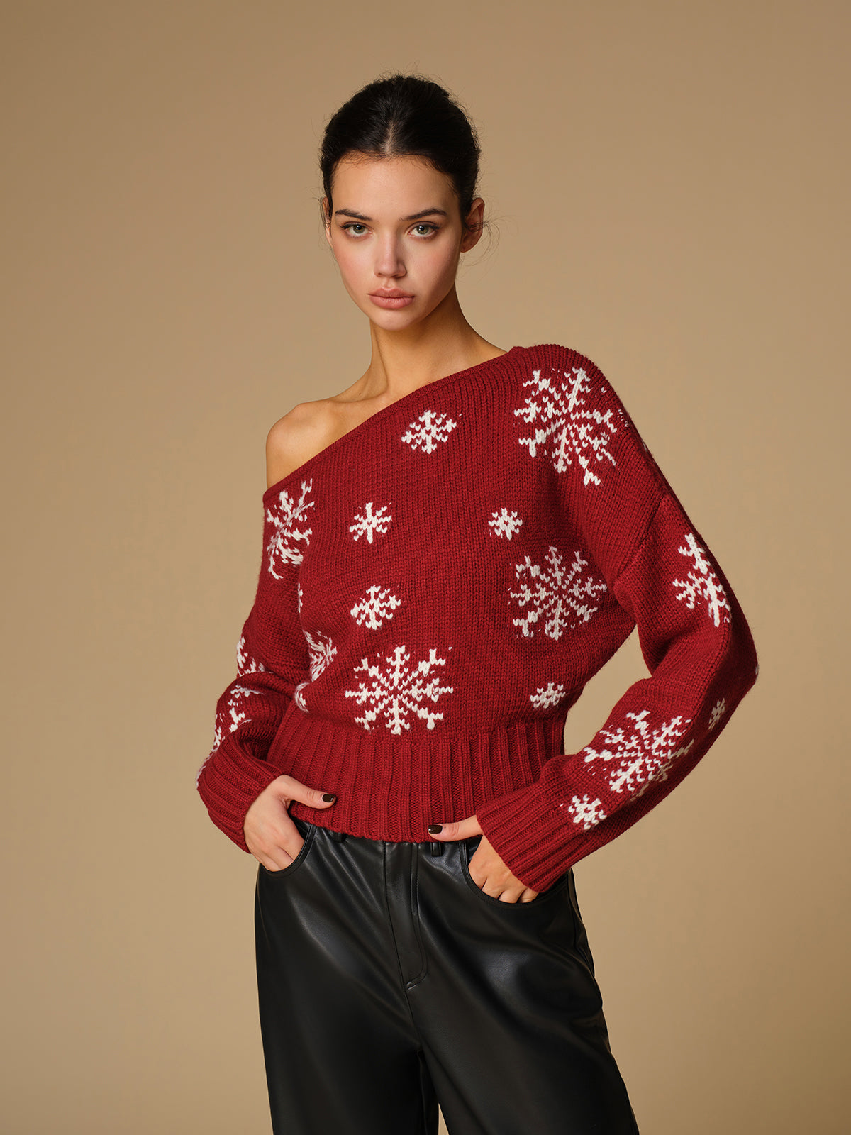 Asymmetrical Snowflake Knit Top-Massicos