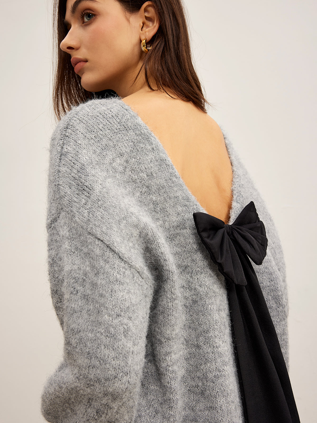 Backless Bow Shift Sweater-Massicos