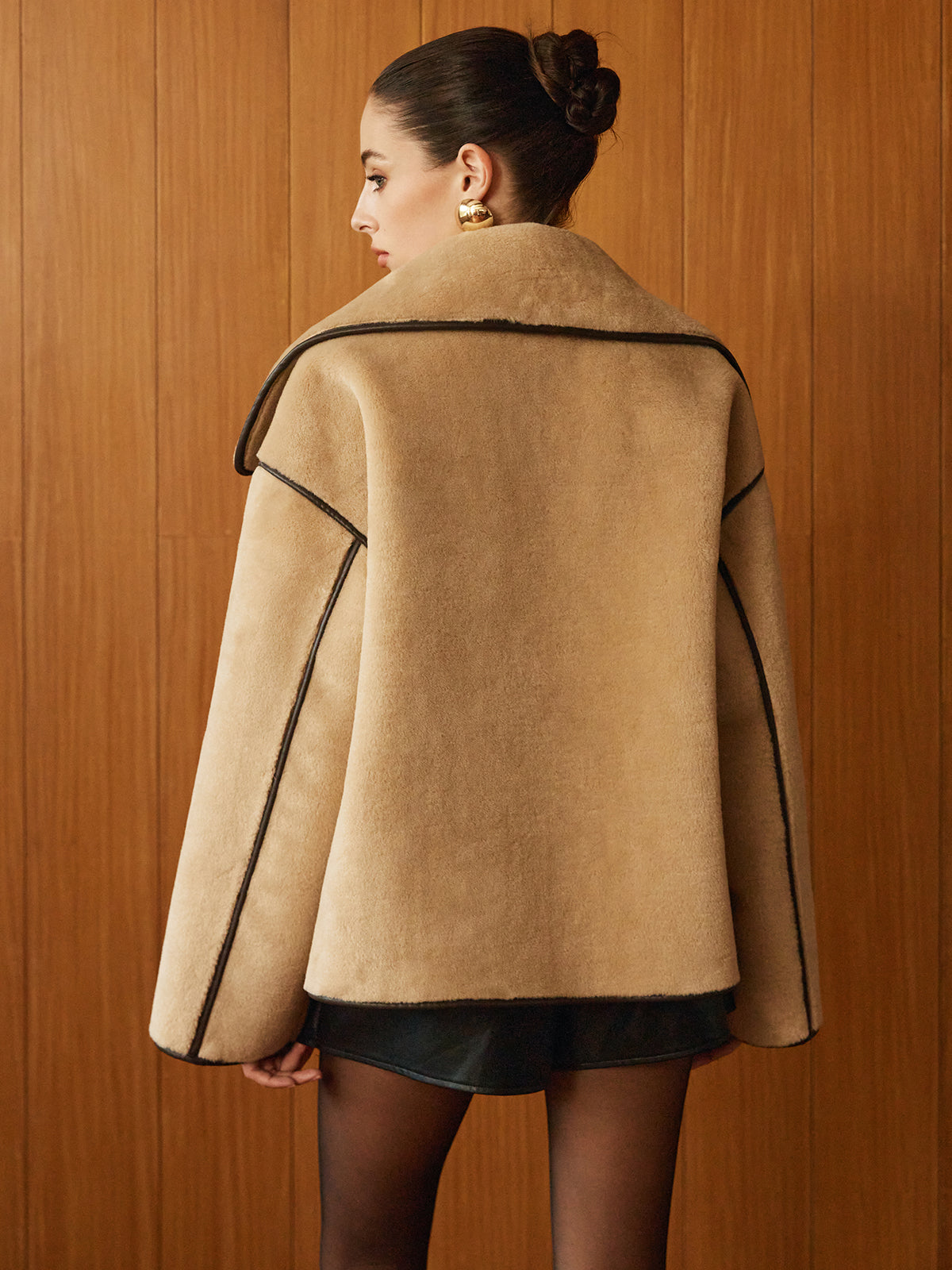 Contrast Piping Shift Minky Coat-Massicos