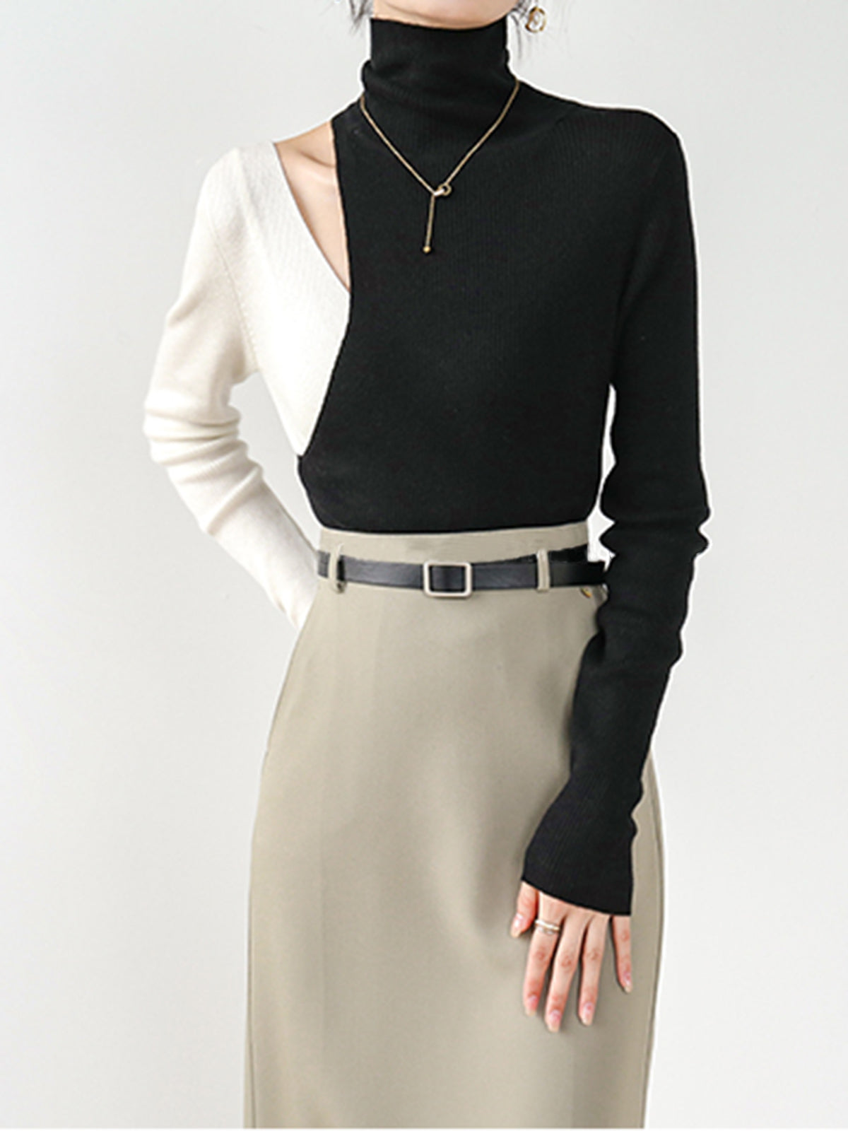 Color Block Cutout Knit Top-Massicos