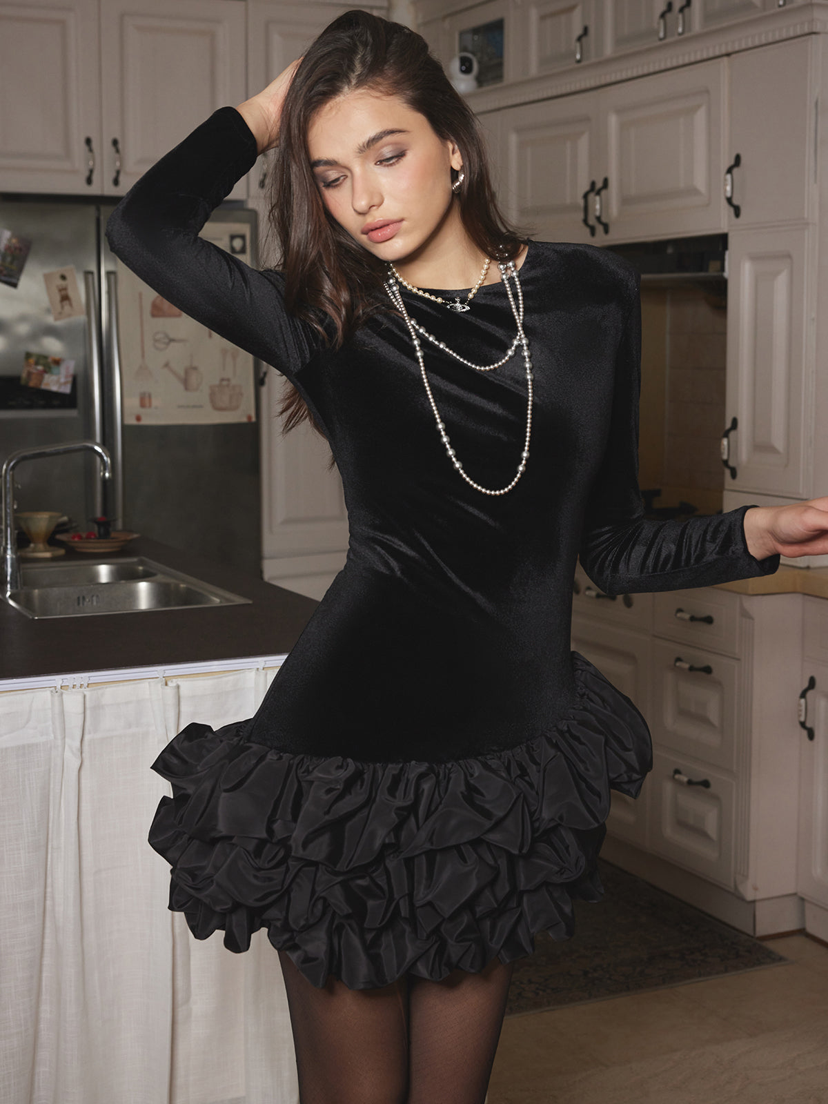 Velvet Bubble Dress With Shoulder Pads-Massicos