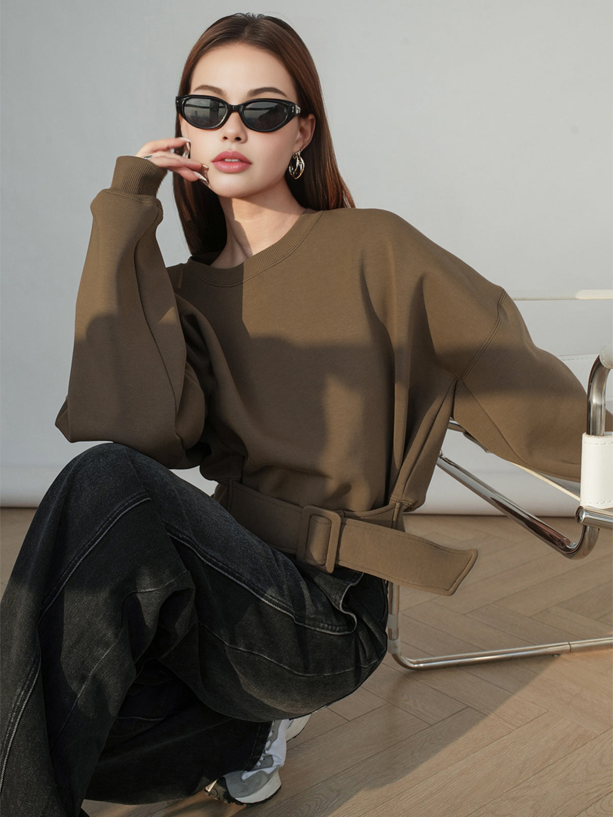 Belted Short Sweatshirt-Massicos
