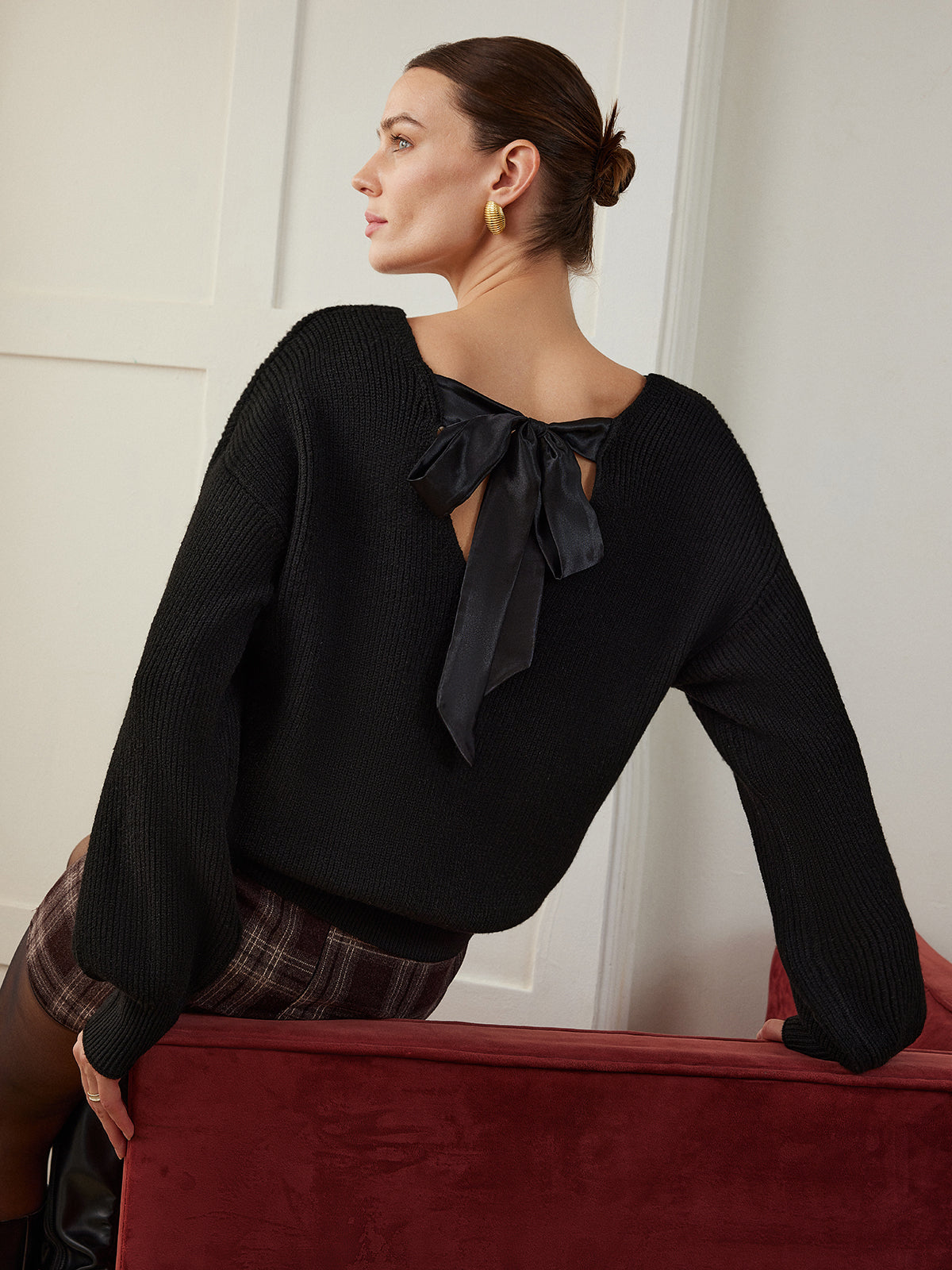 Ribbed V-Neck Bow Sweater-Massicos