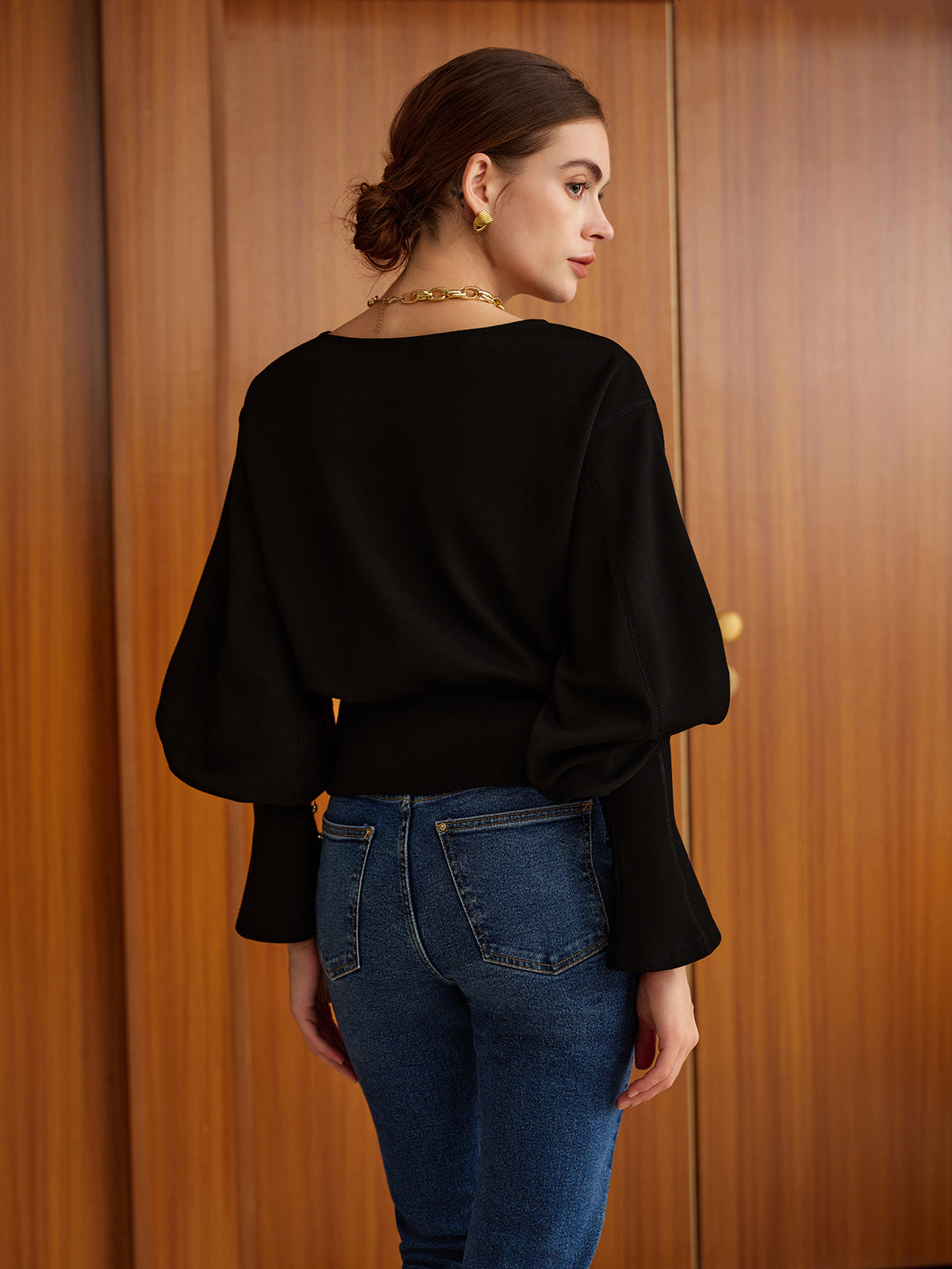 Bell Sleeve Cinched Sweatshirt-Massicos