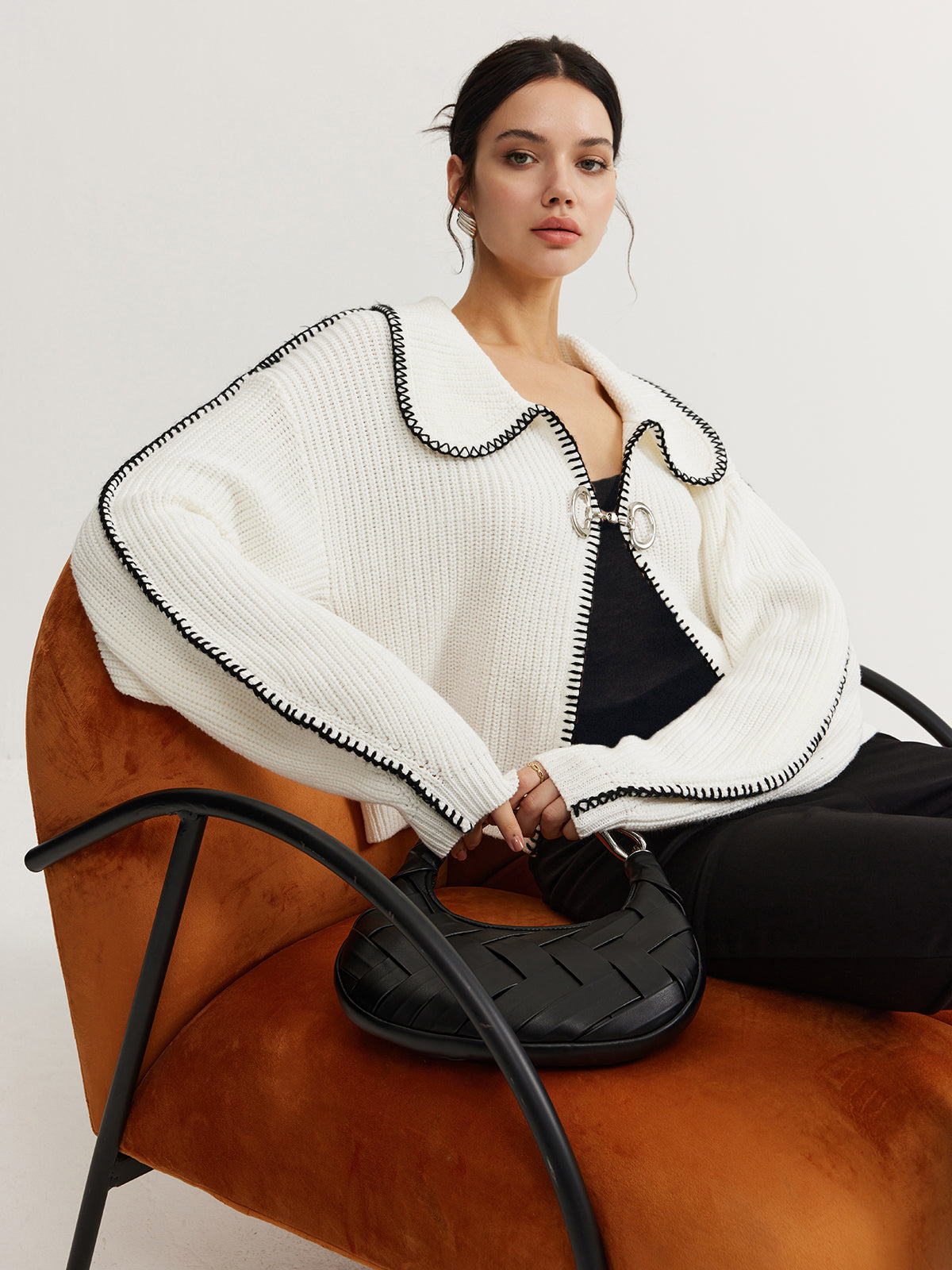 Contrast Trim Magnet Closure Knit Top-Massicos