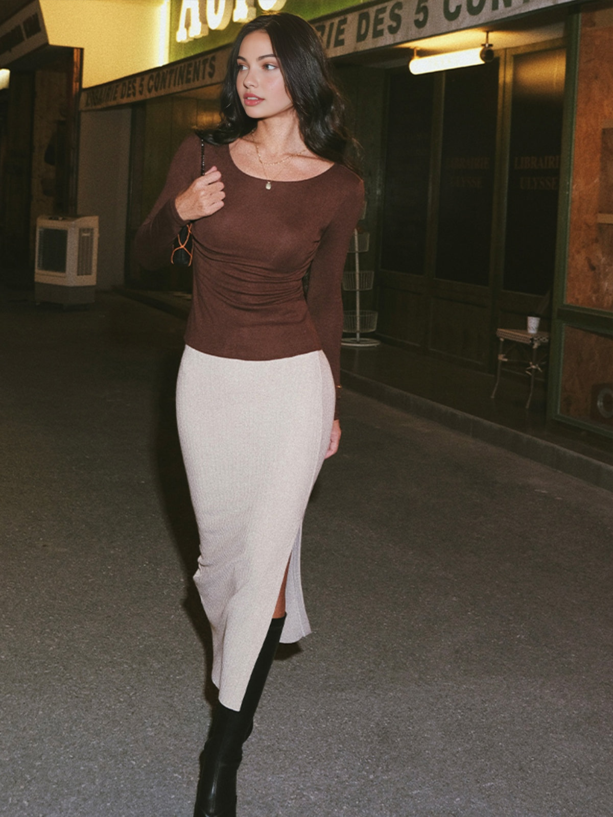 Back-Split Skinny T-Shirt-Massicos