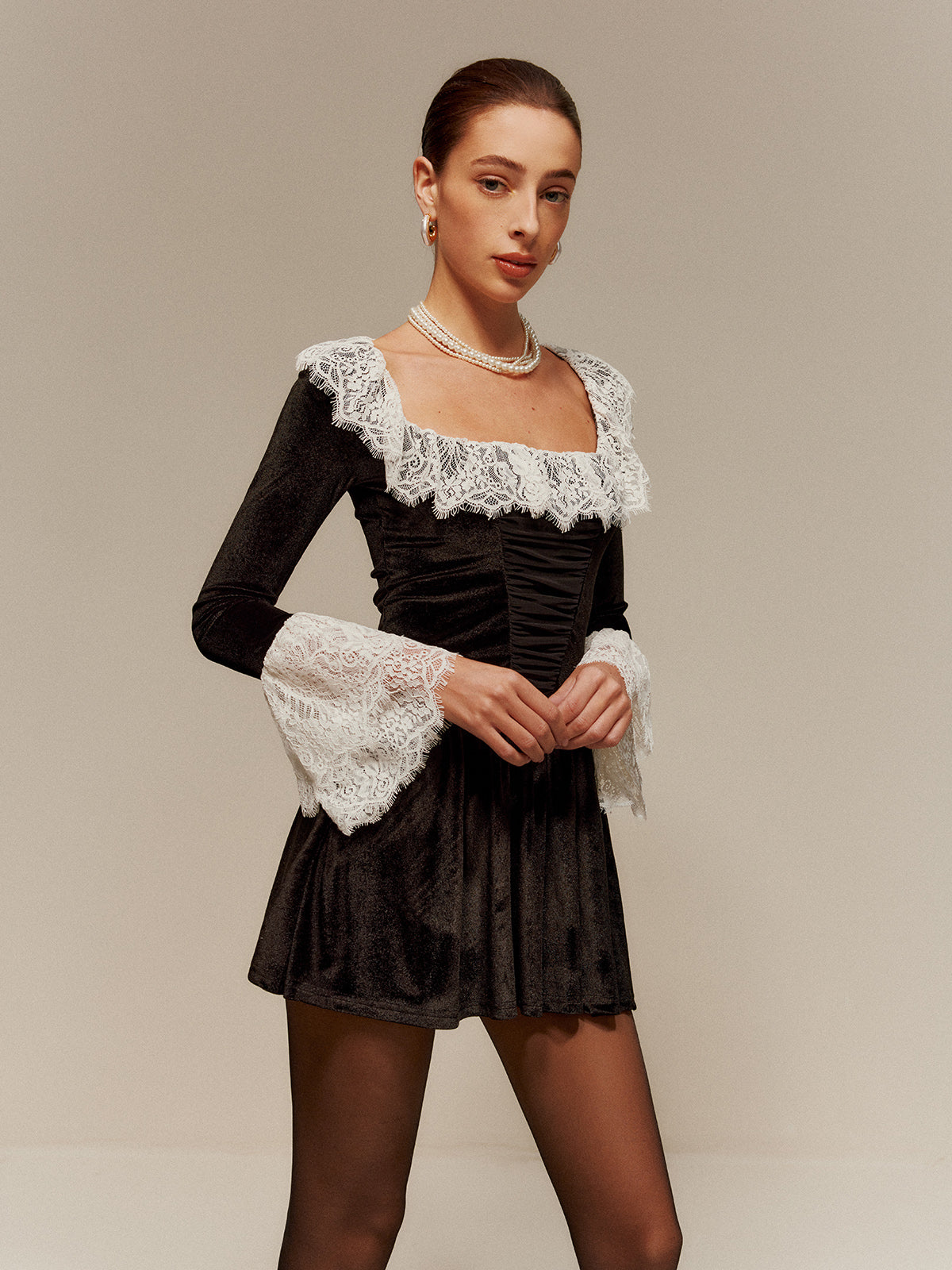 Lace Trim Velvet Short Dress-Massicos