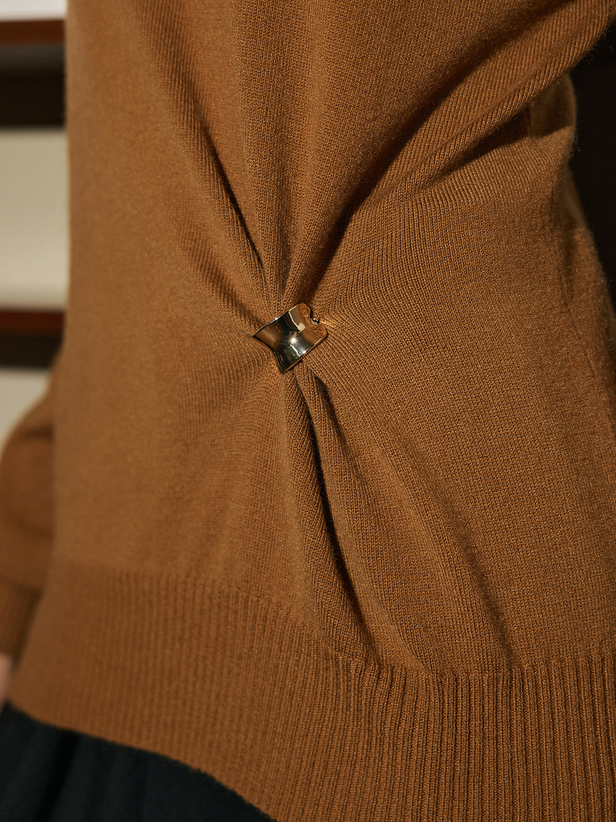 Wool-Blend Metal Knotted Sweater-Massicos