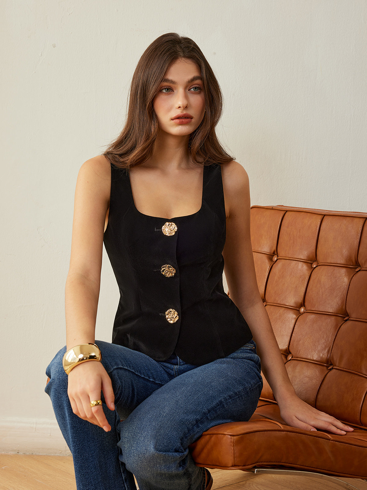 Velvet Metal-Button Vest-Massicos