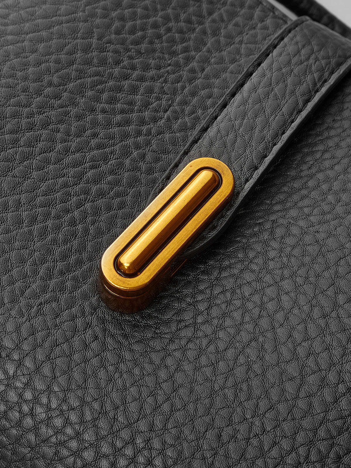 Top Handle Textured Shoulder Bag-Massicos